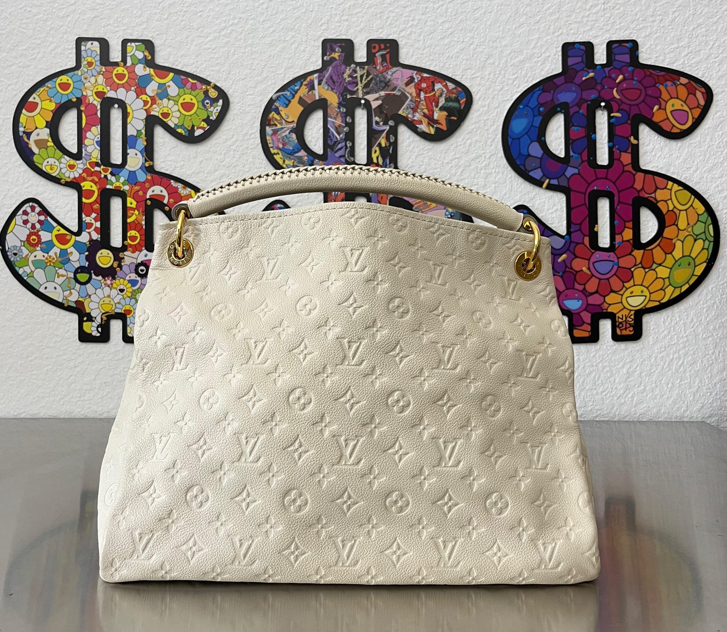 Louis Vuitton Artsy MM