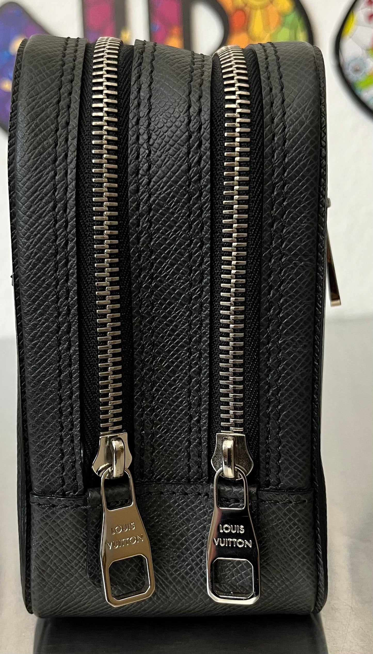 Louis Vuitton Neo Pavel Taiga