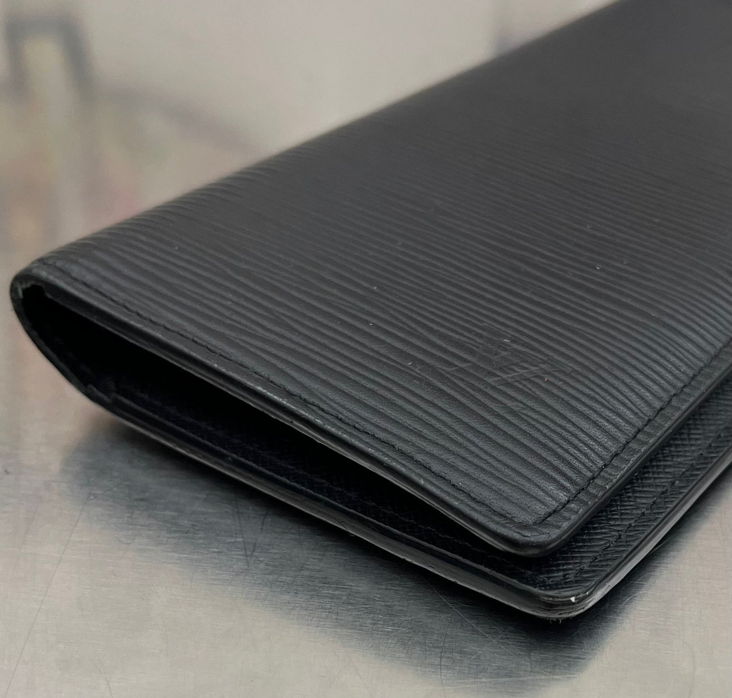 Louis Vuitton Brazza Epi