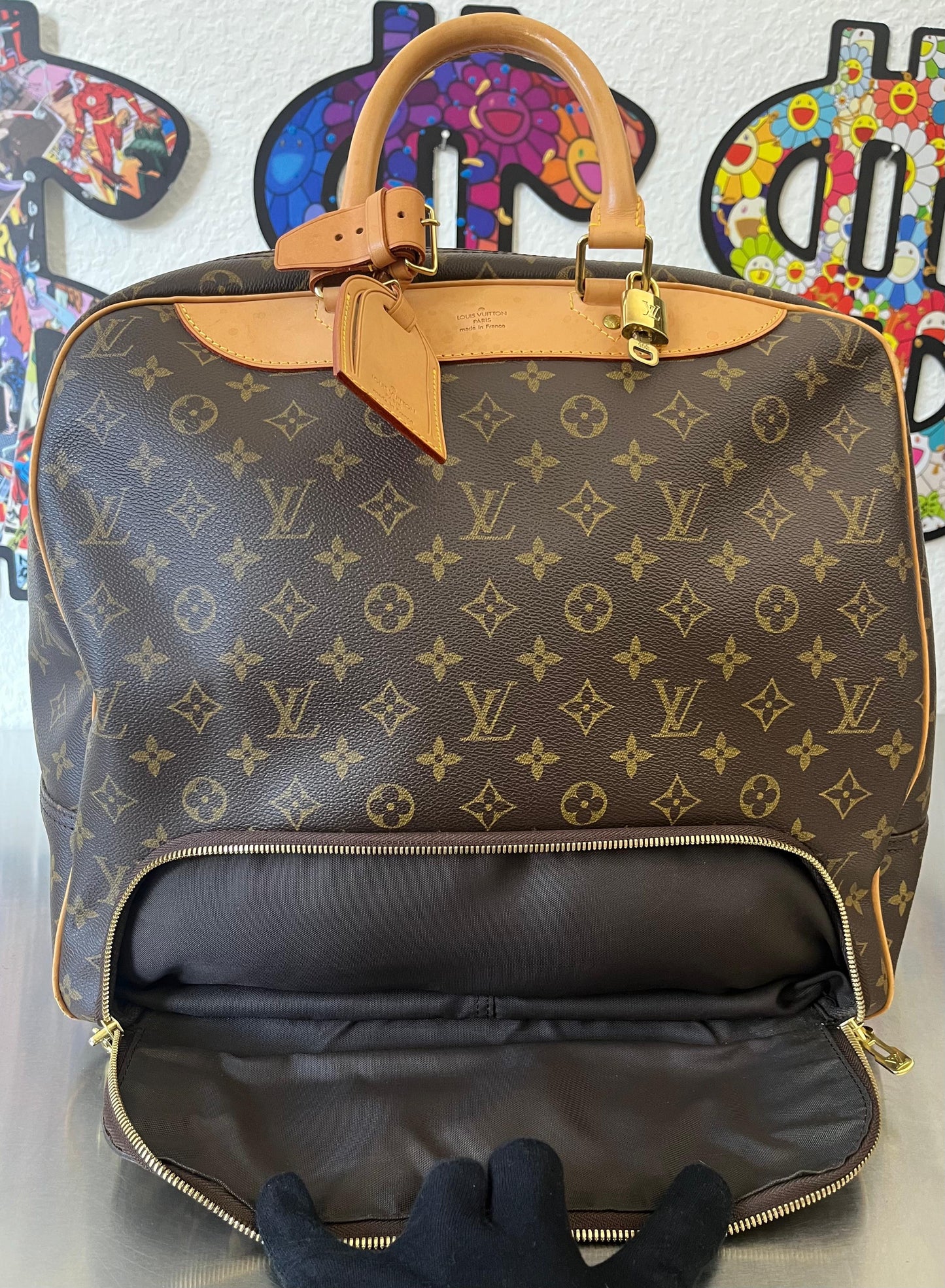 Louis Vuitton Evasion