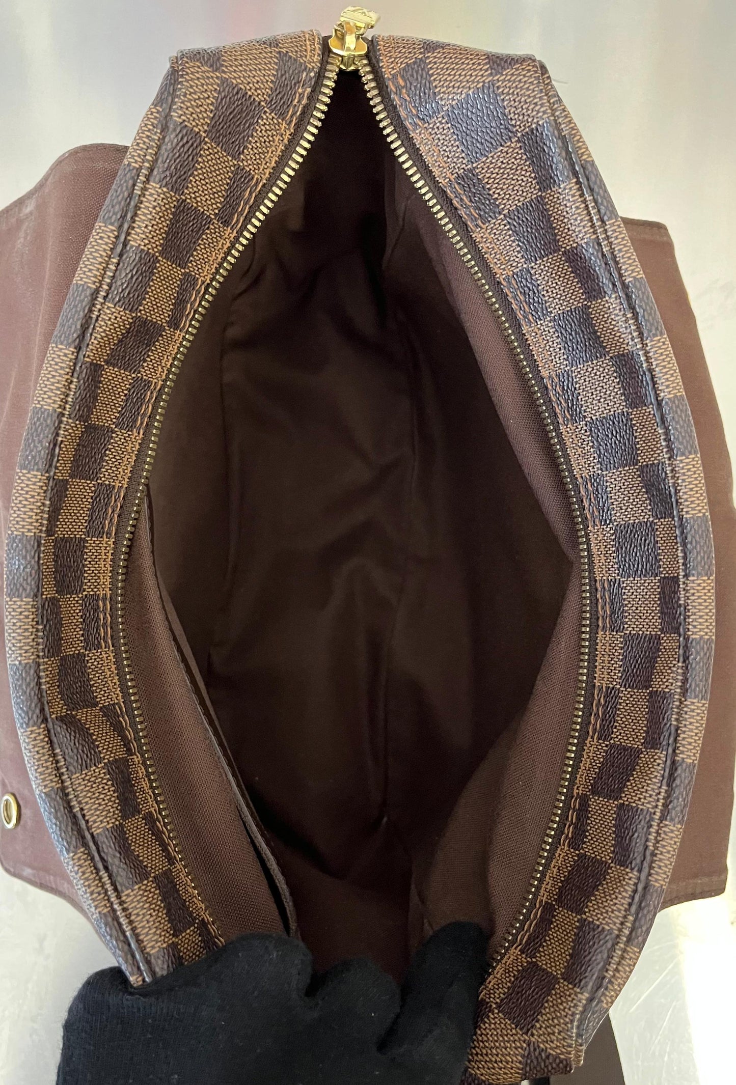 Louis Vuitton Naviglio Messenger