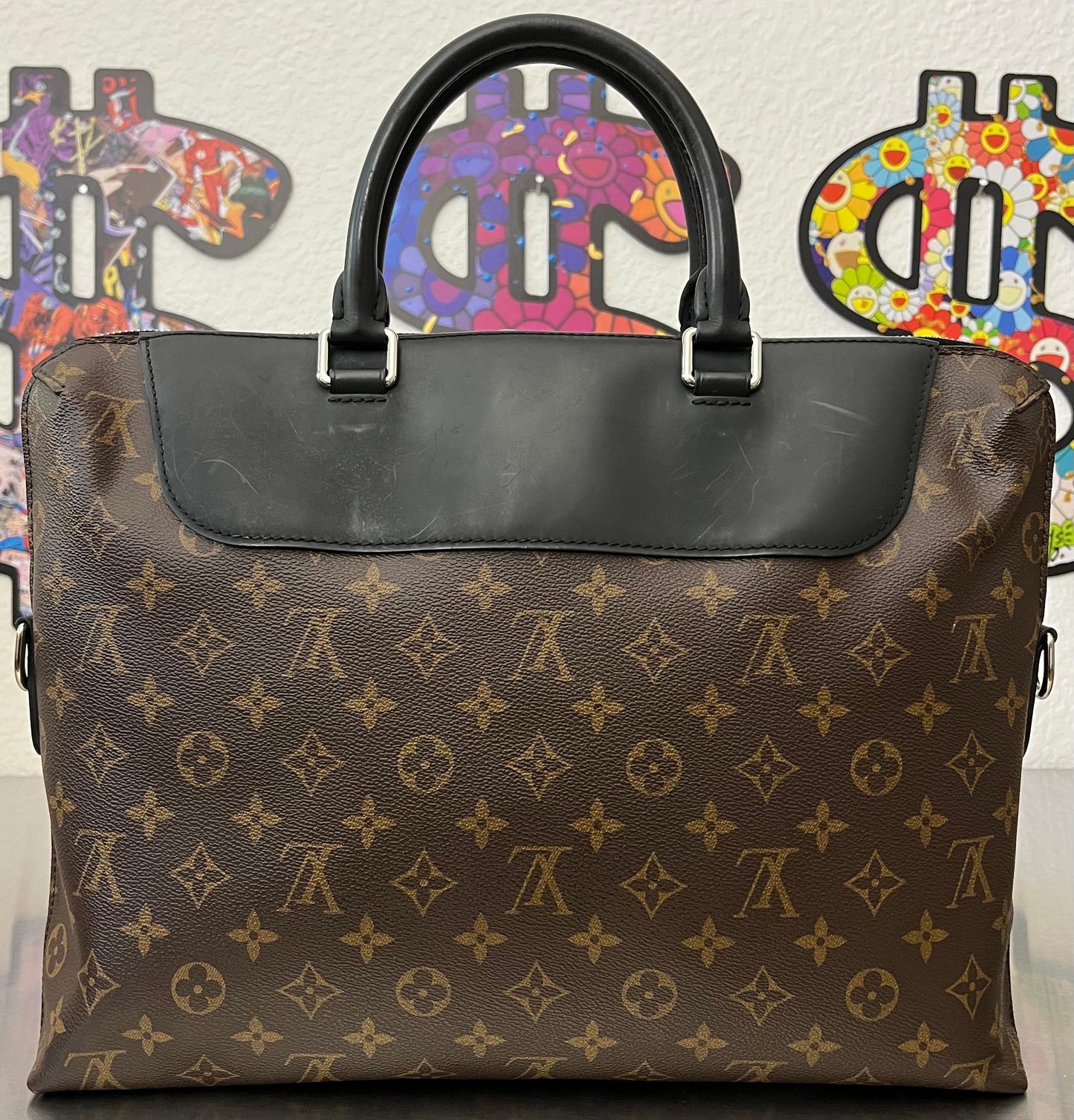 Louis Vuitton Porte Documents Jour Macassar
