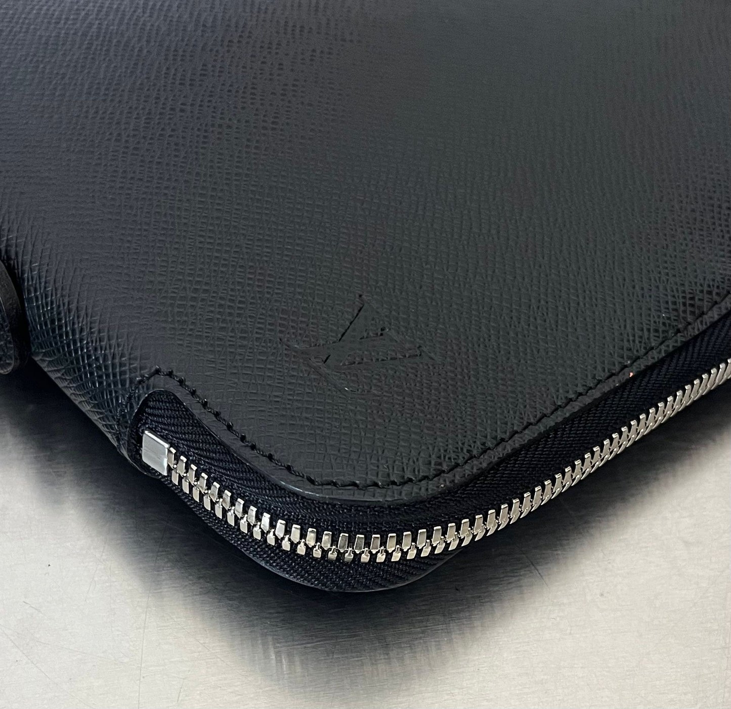 Louis Vuitton Vladimir Taiga