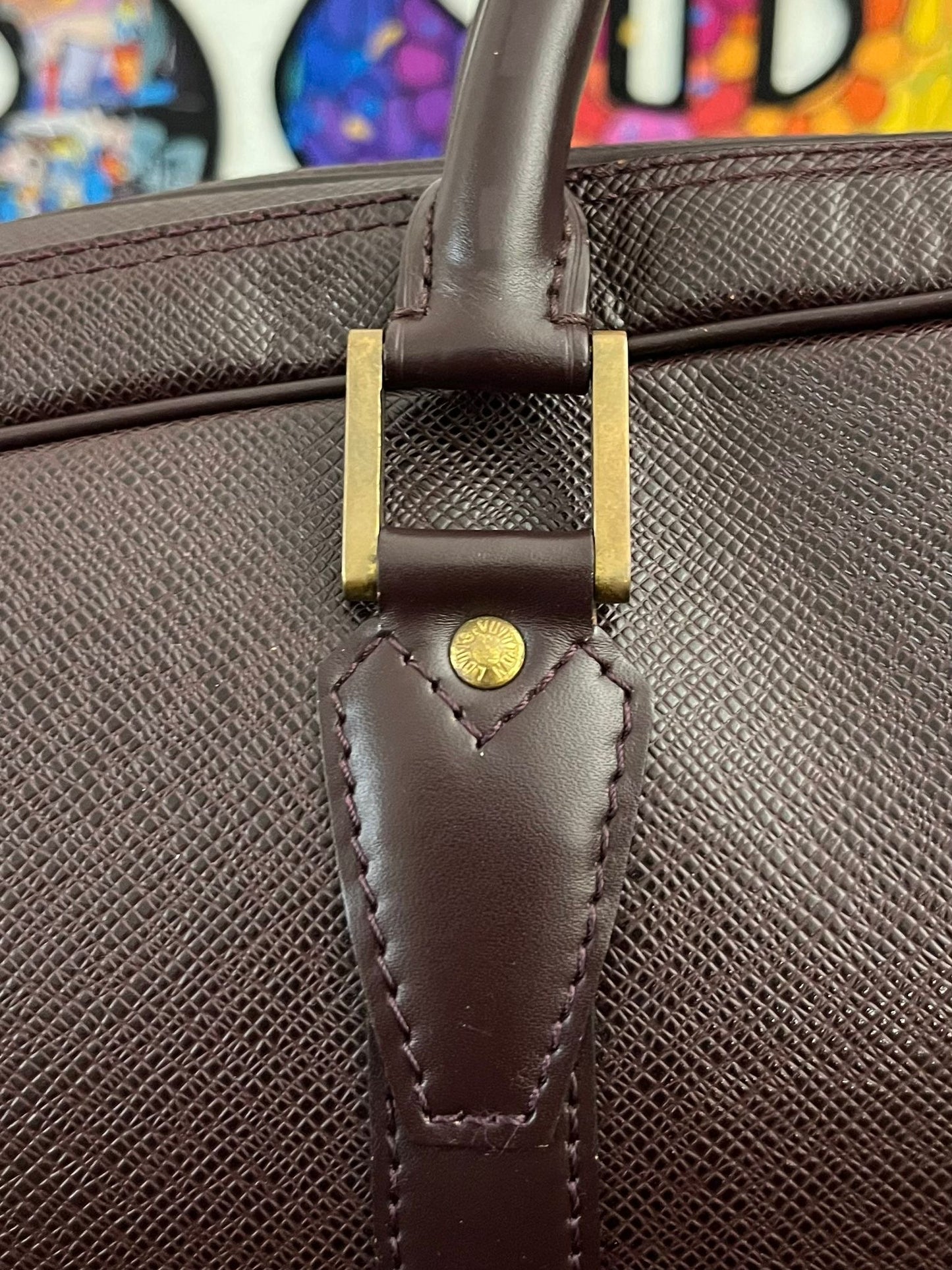 Louis Vuitton Helanga Taiga