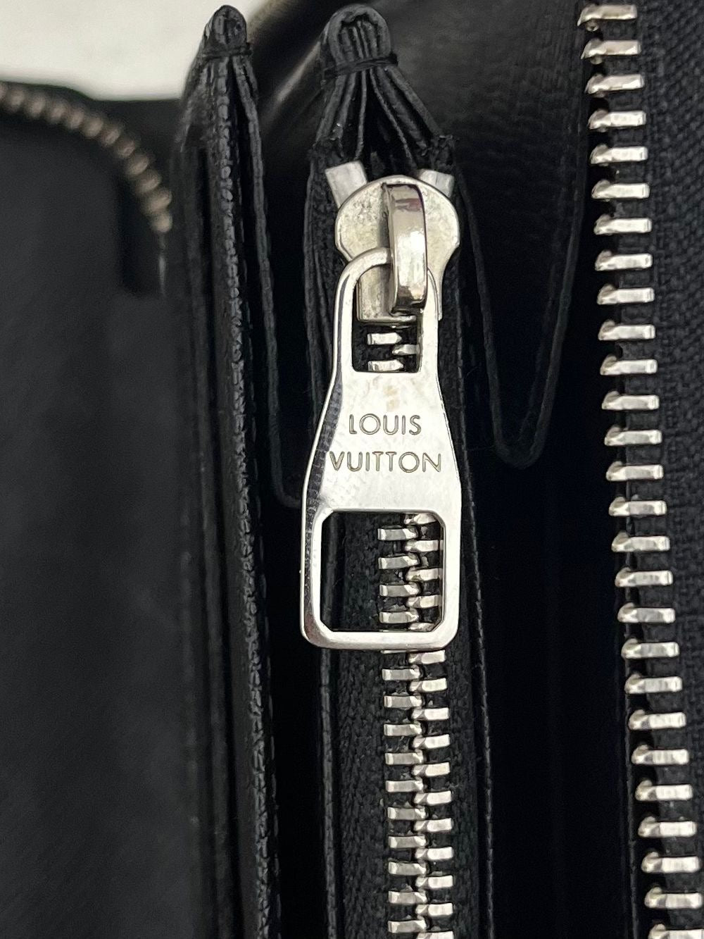 Louis Vuitton Zippy Organizer Damier