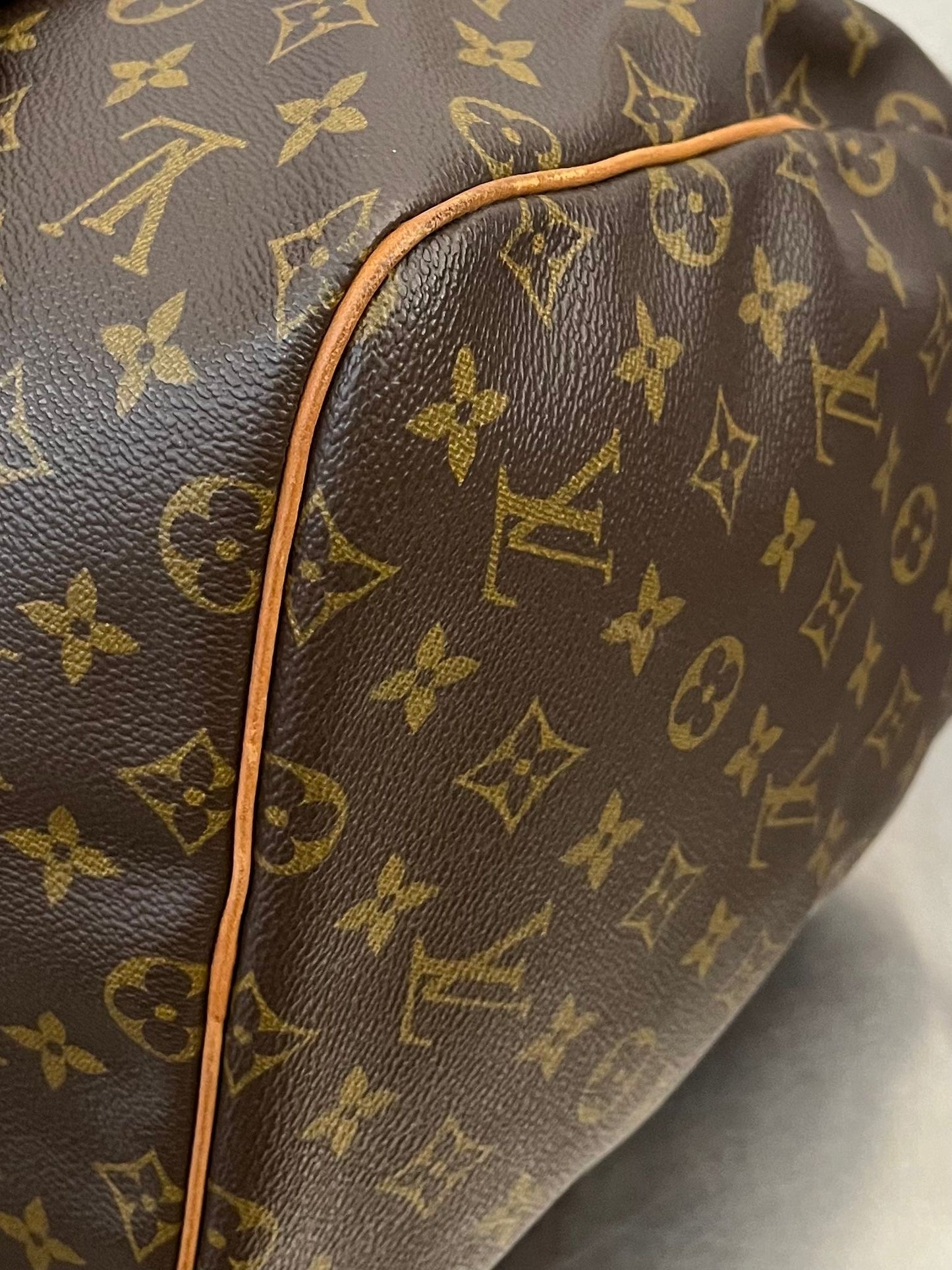 Louis Vuitton Keepall 55