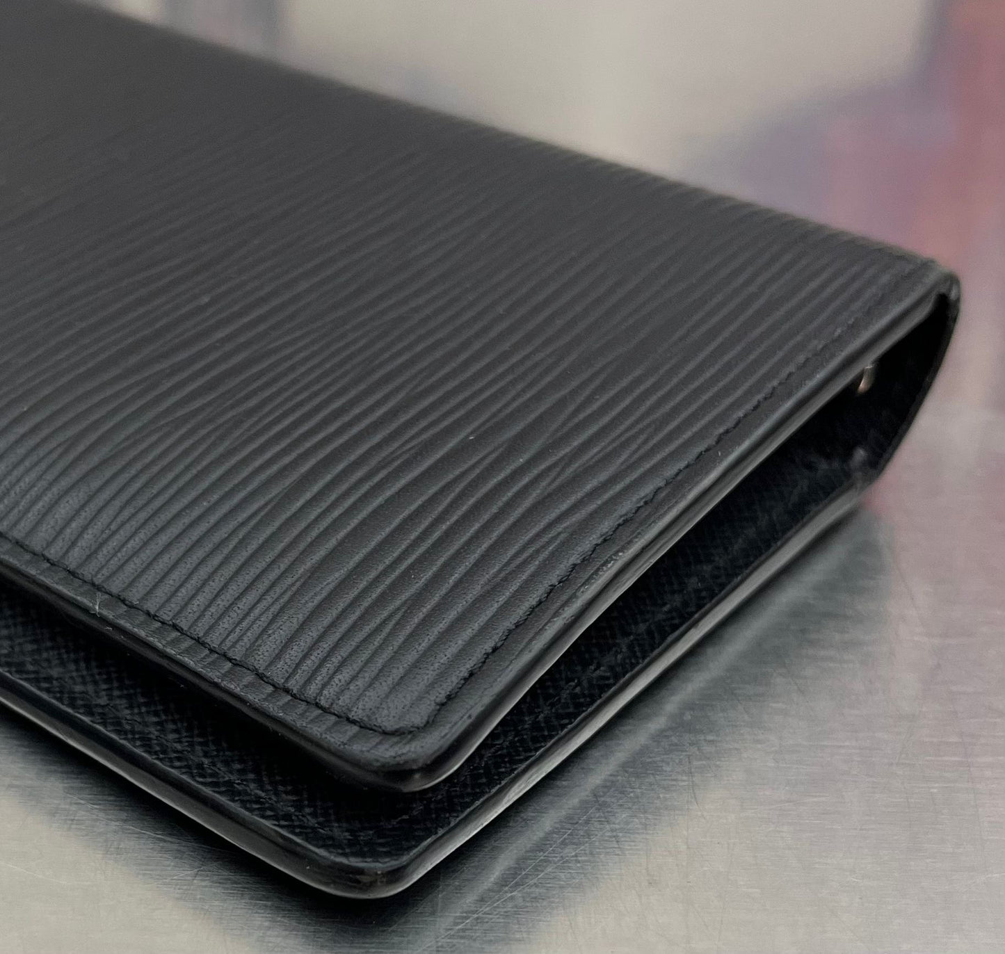 Louis Vuitton Brazza Epi