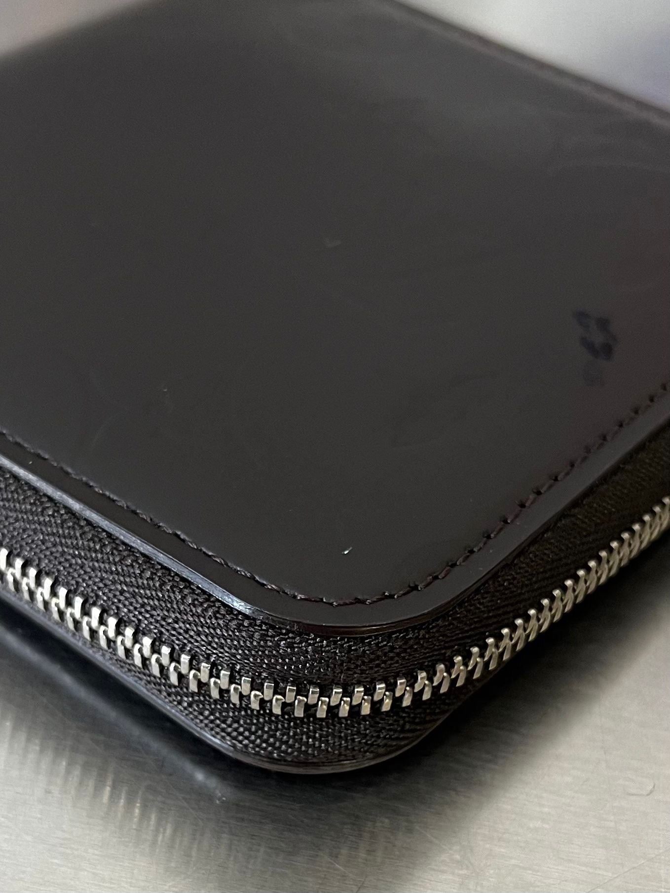Louis Vuitton Monogram Glace Bi-Fold