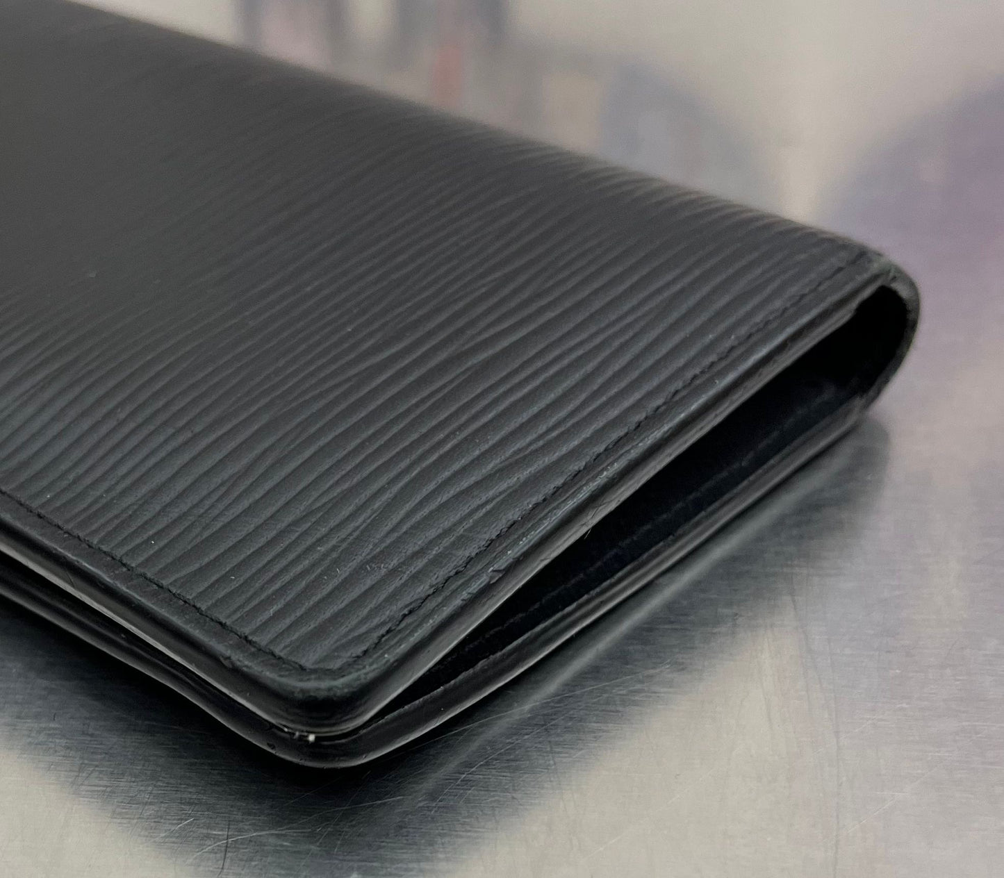 Louis Vuitton Brazza Epi