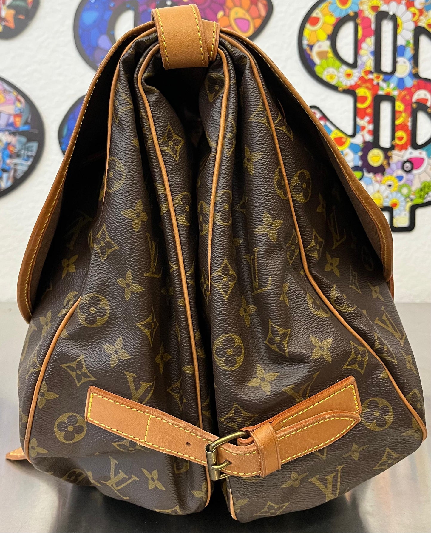Louis Vuitton Saumur 43