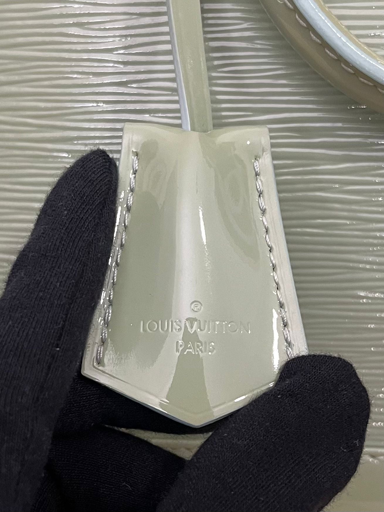 Louis Vuitton Alma PM Epi Electric
