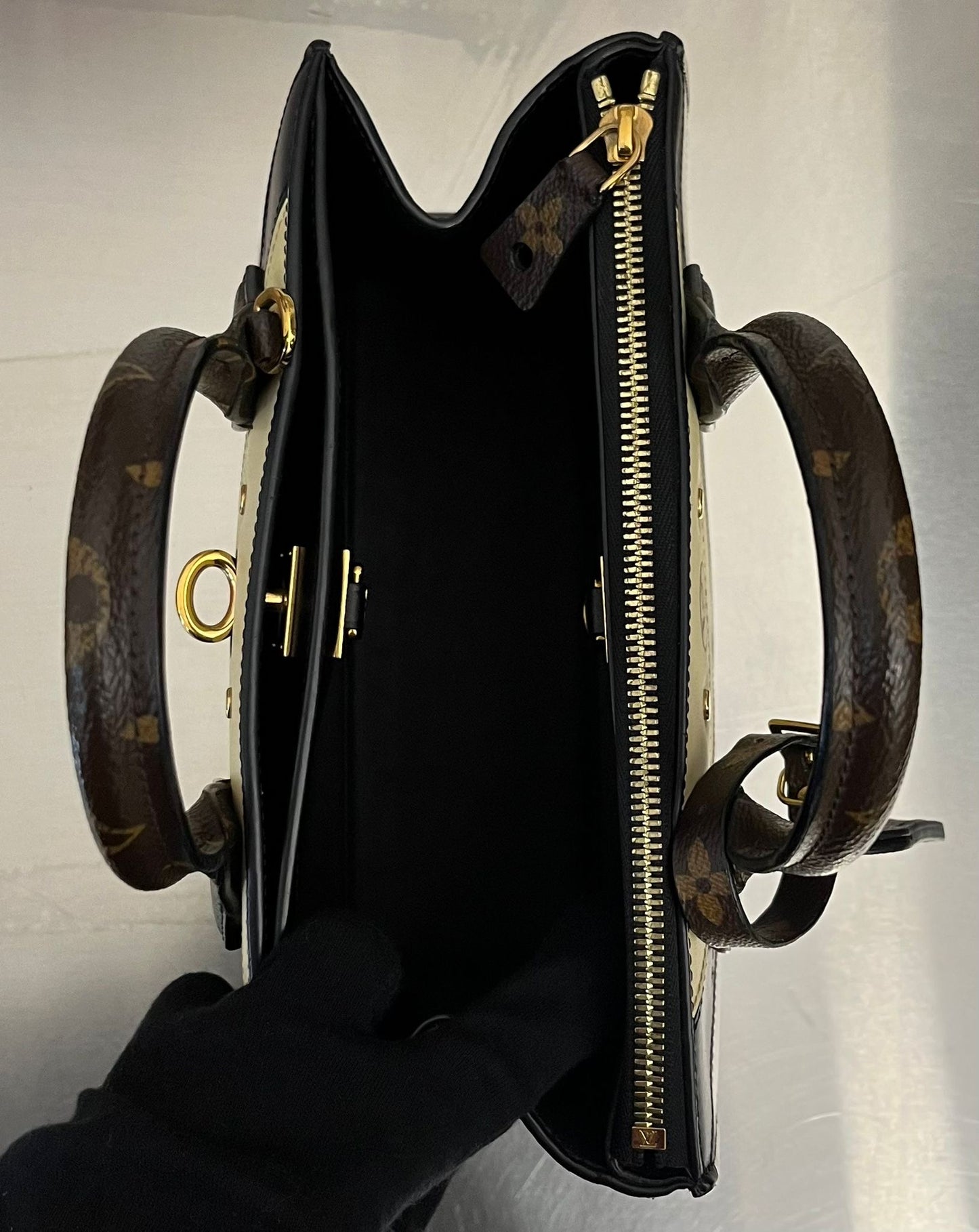 Louis Vuitton City Steamer PM