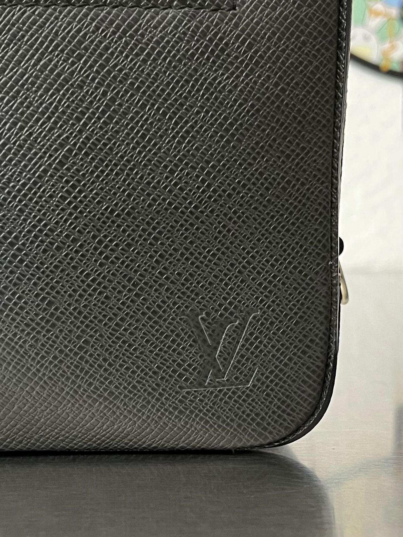 Louis Vuitton Neo Pavel Taiga