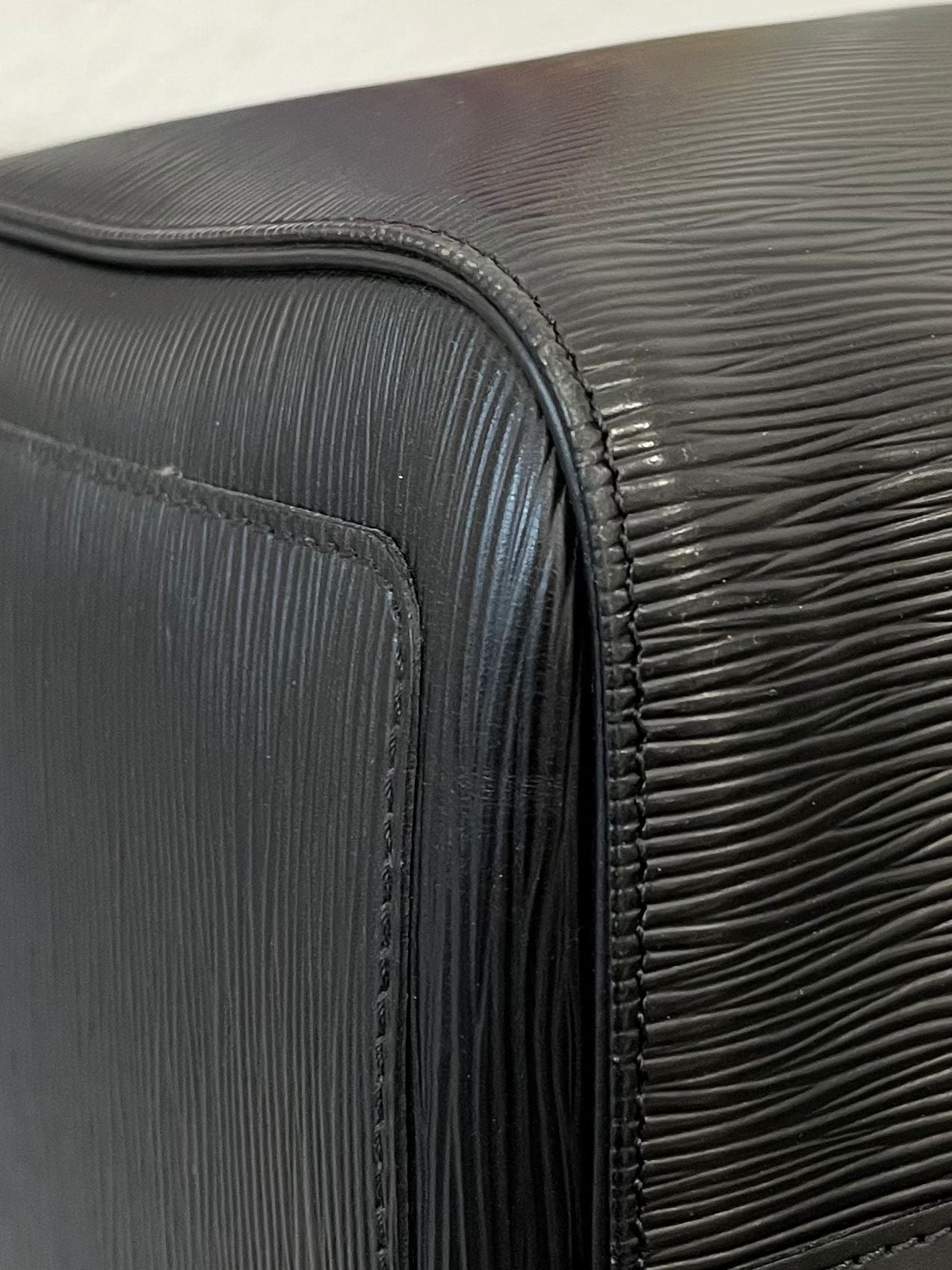 Louis Vuitton Keepall 45 Epi Leder