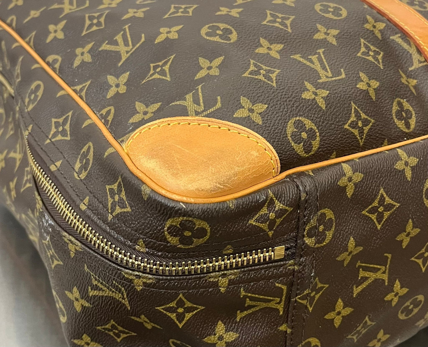 Louis Vuitton Sirius 55