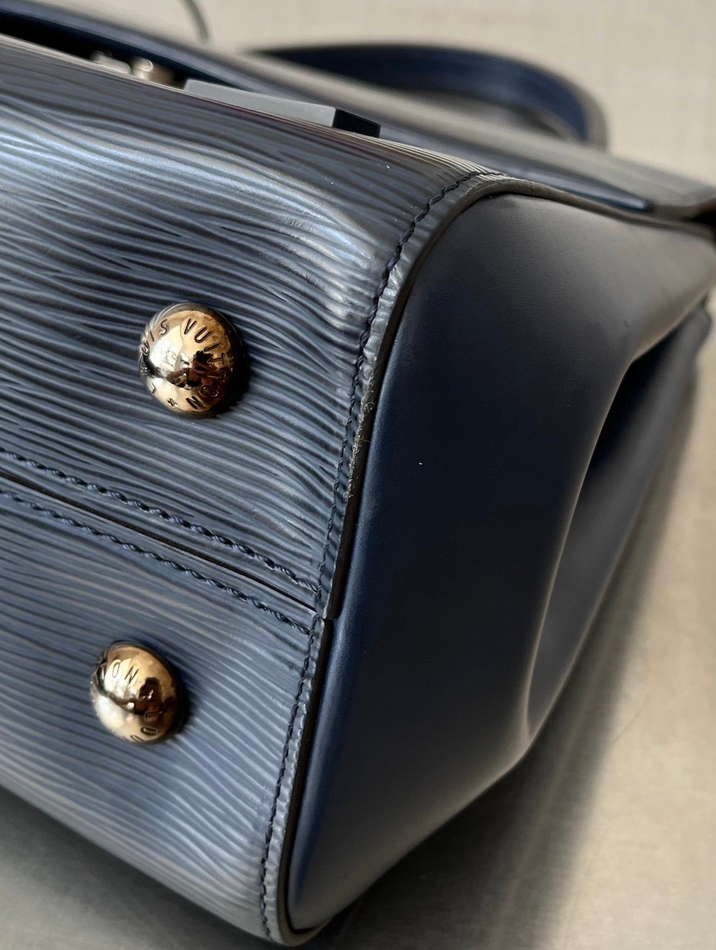 Louis Vuitton Cluny MM Epi