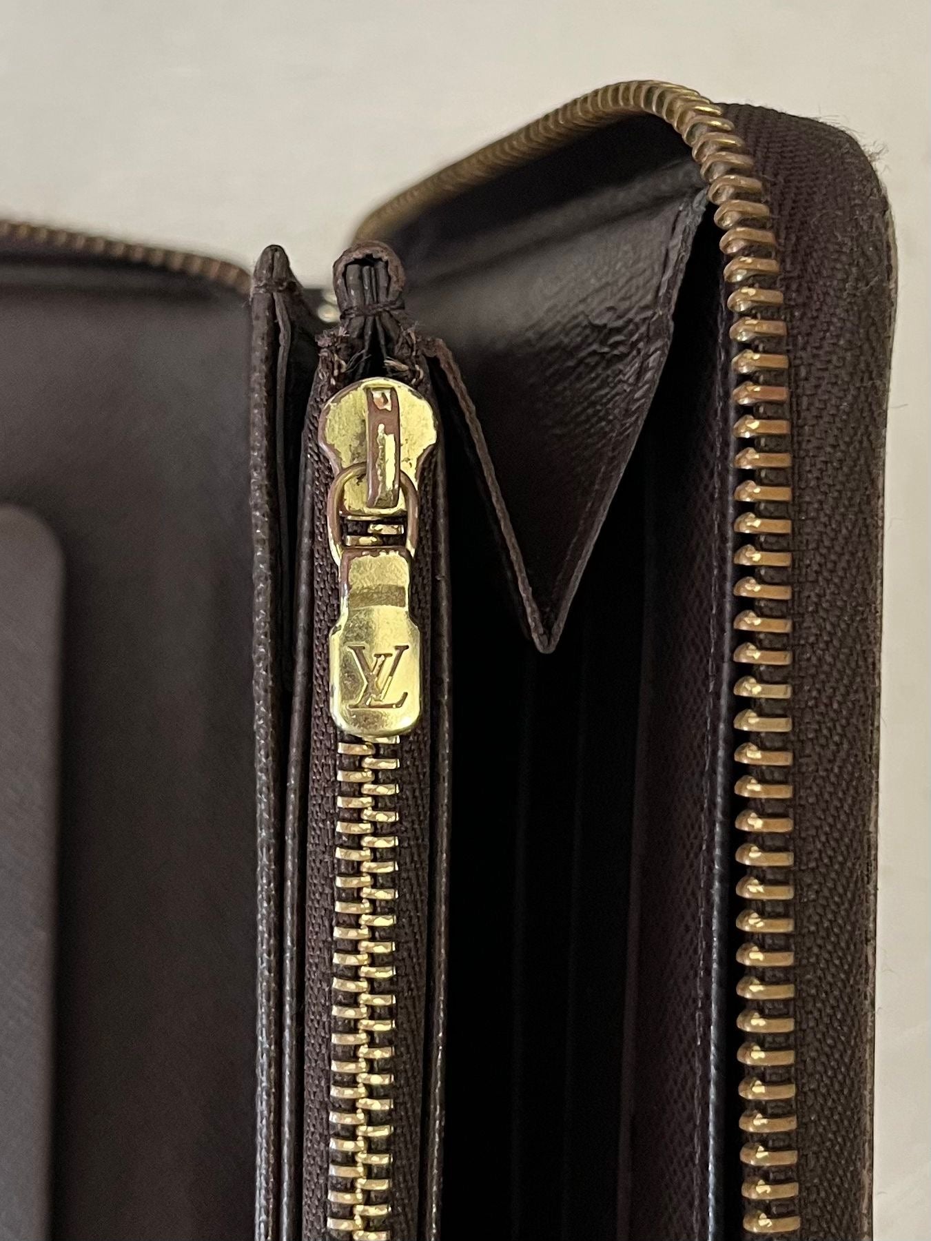 Louis Vuitton Zippy Organizer Damier