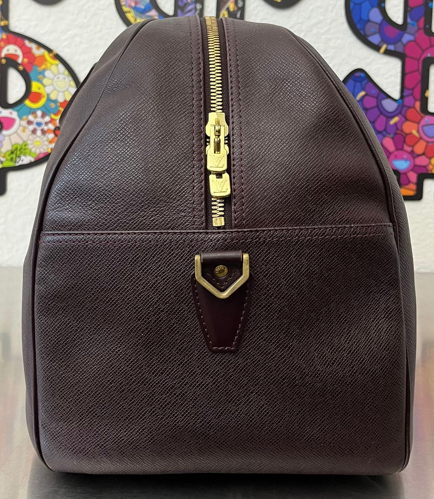 Louis Vuitton Kendall GM Taiga Leder