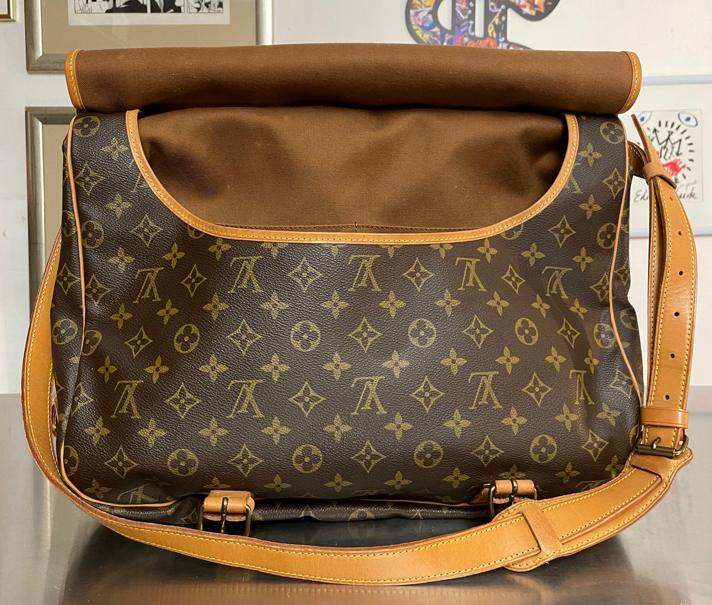 Louis Vuitton Saumur 43