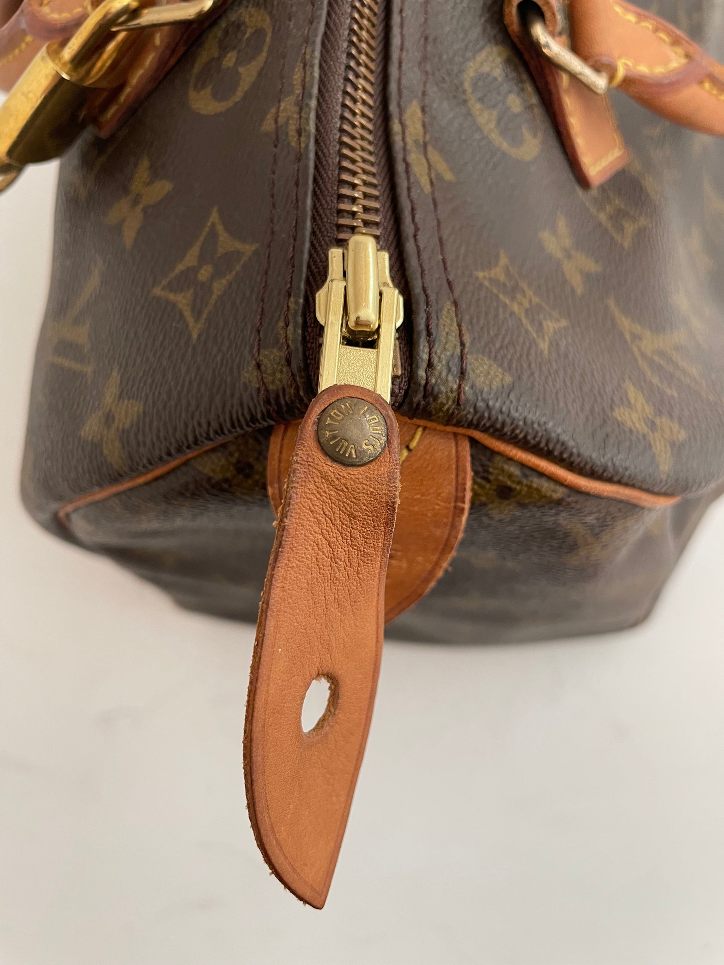 Louis Vuitton Speedy 30