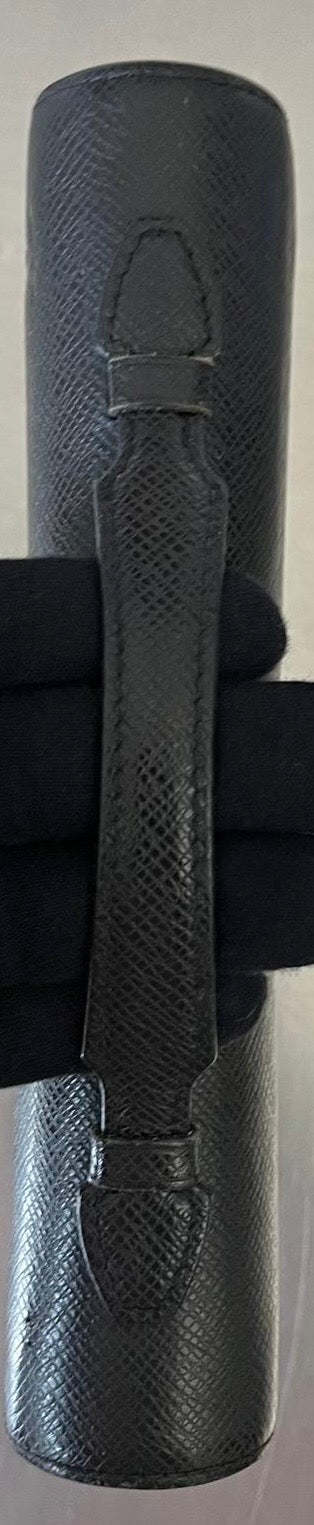 Louis Vuitton Zippy XL Taiga