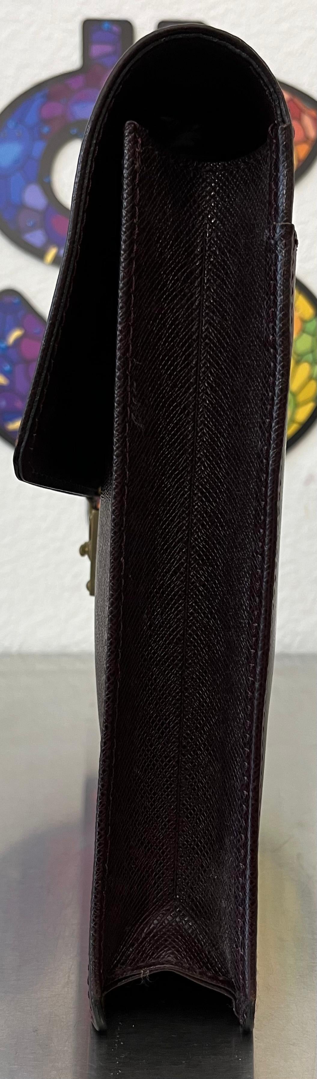 Louis Vuitton Serviette Kourad