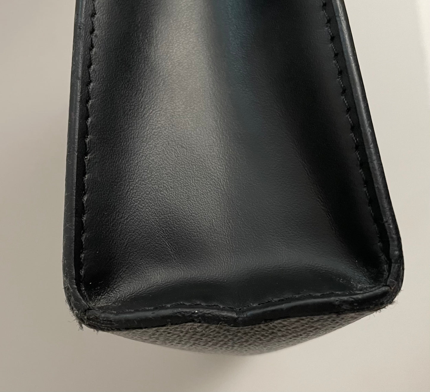 Louis Vuitton Pochette Voyage MM