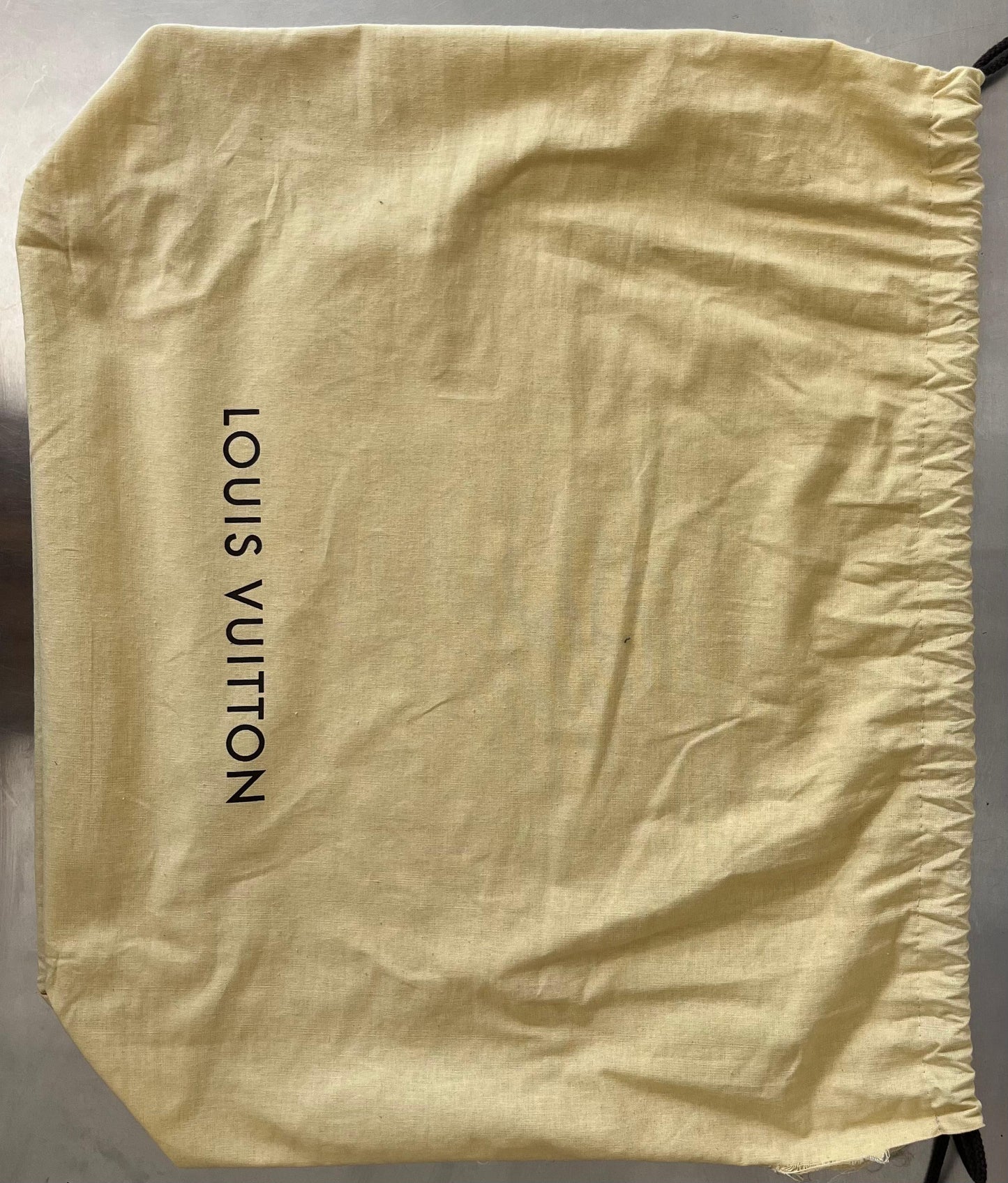 Louis Vuitton Greenwich PM