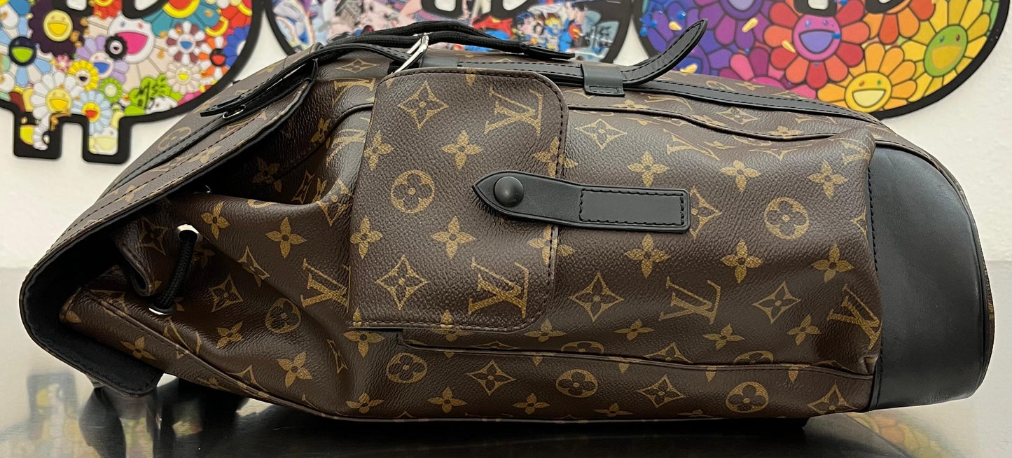 Louis Vuitton Christopher MM