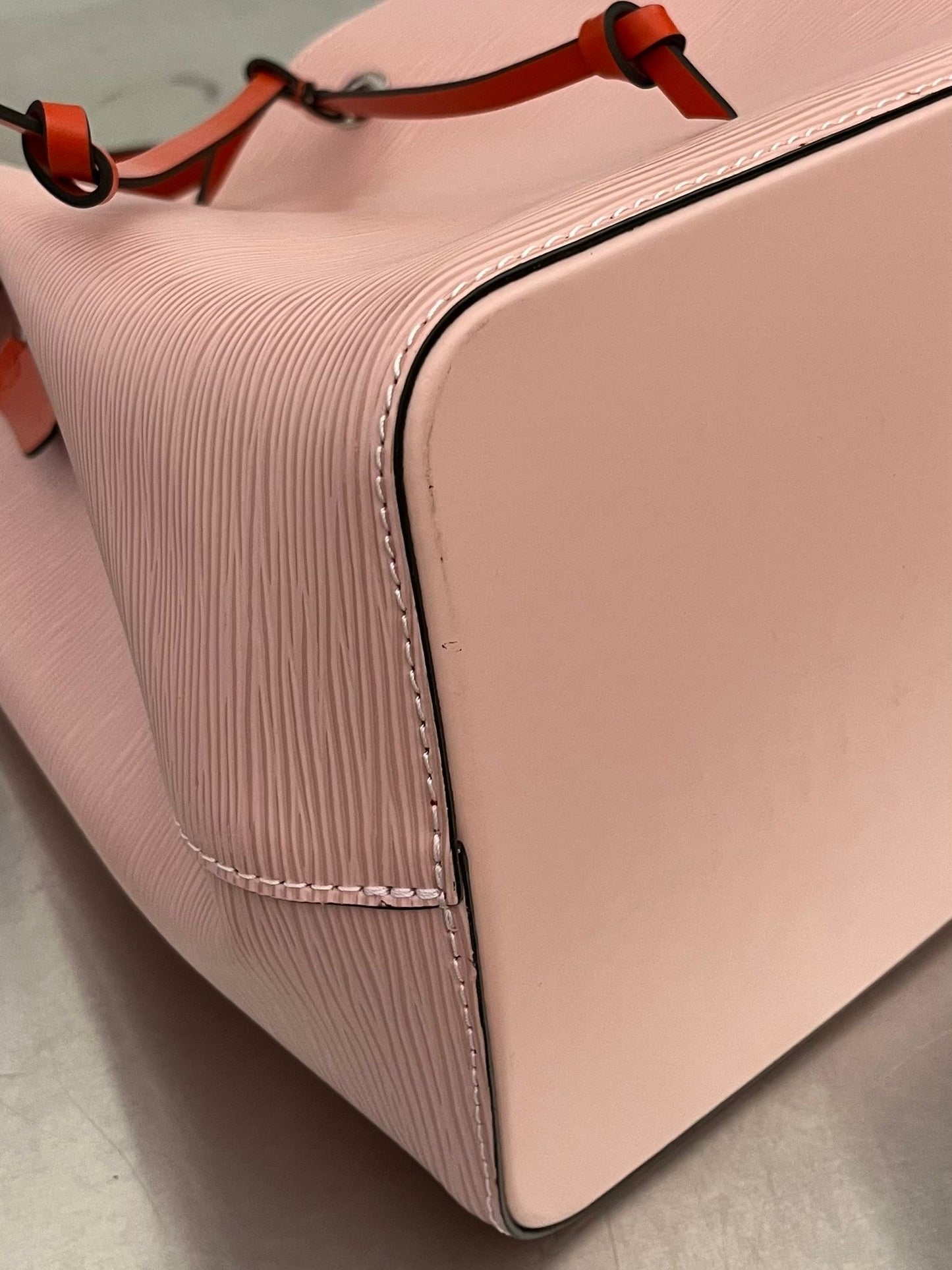 Louis Vuitton  Néo Noé MM EPI