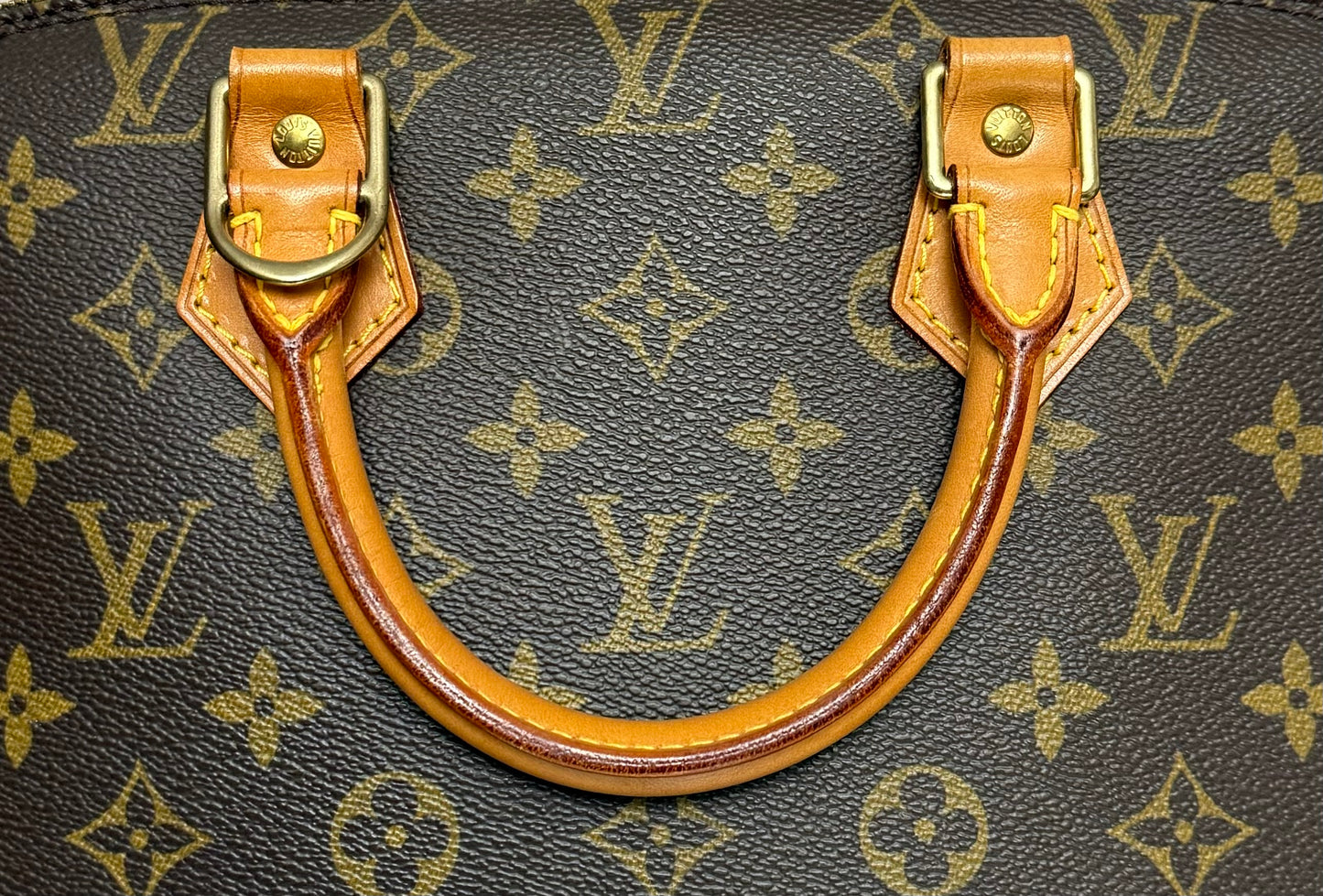 Louis Vuitton Alma PM