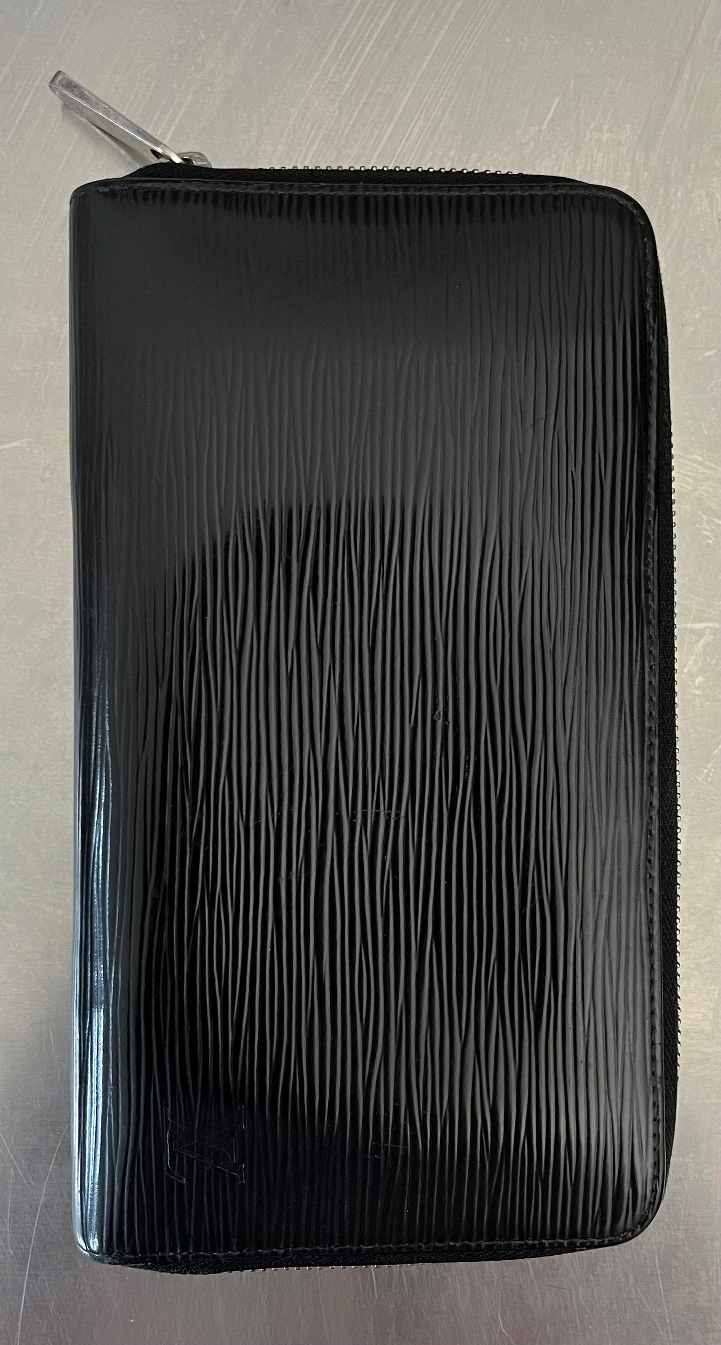 Louis Vuitton Zippy Organizer Epi