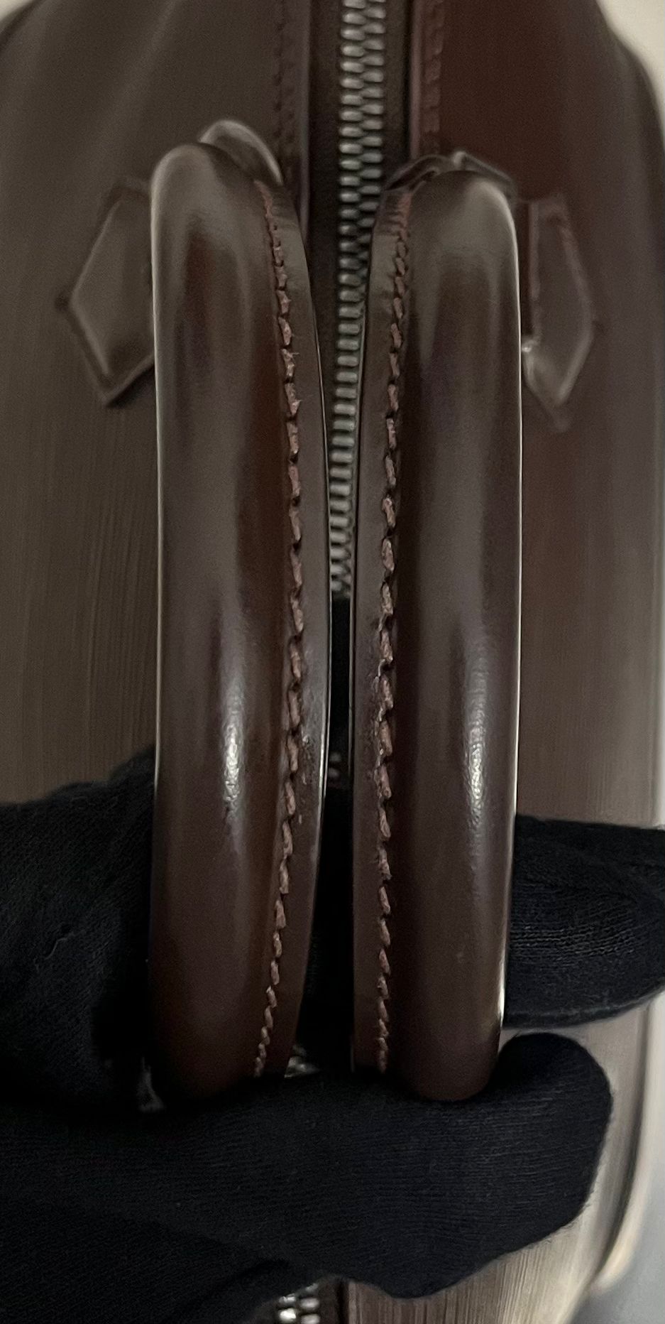 Louis Vuitton Alma PM Epi