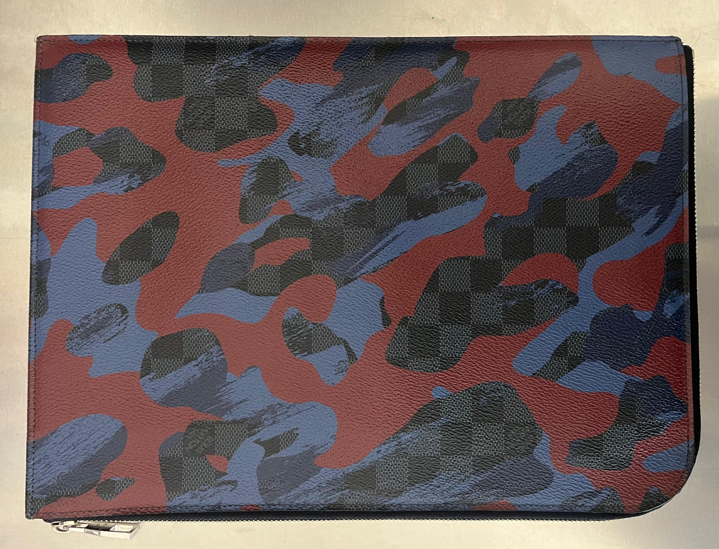Louis Vuitton Pochette Jules GM Camouflage