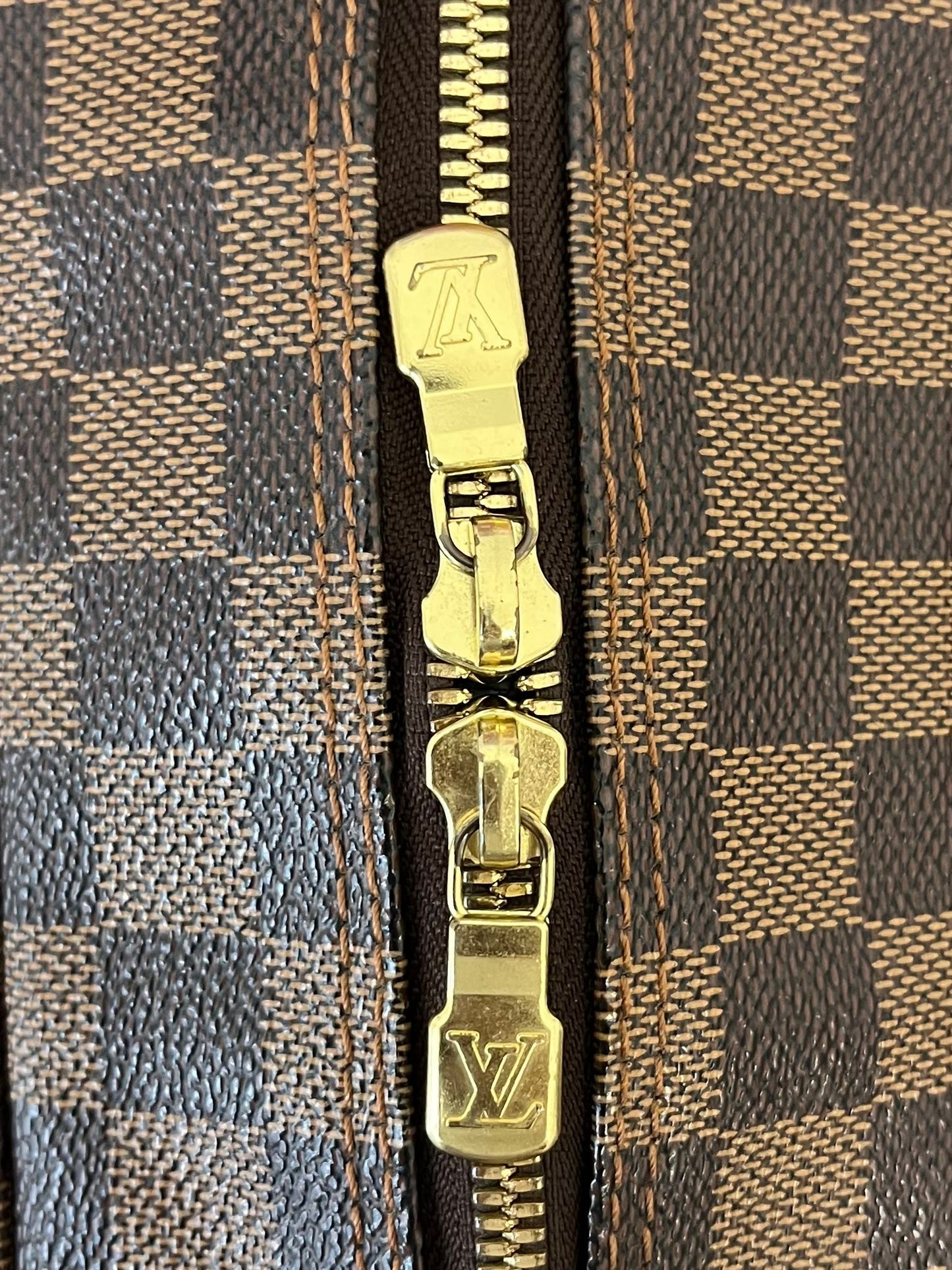 Louis Vuitton Naviglio Messenger