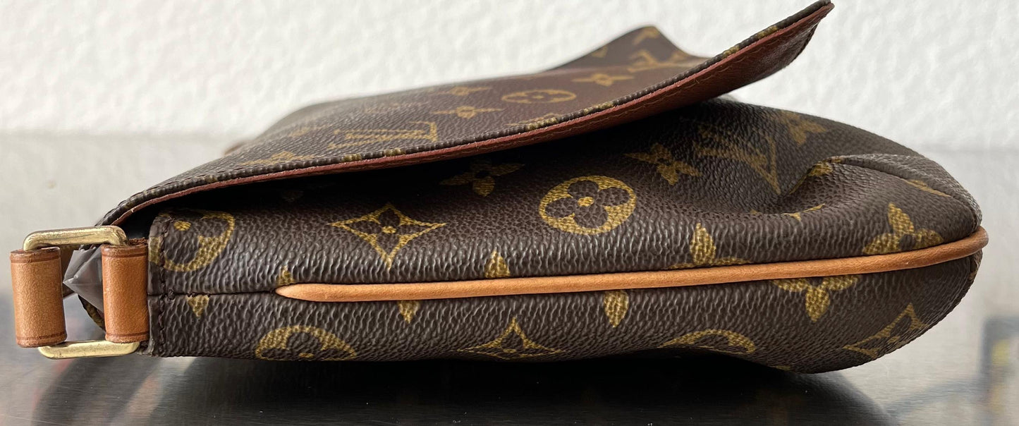Louis Vuitton Musette Tango