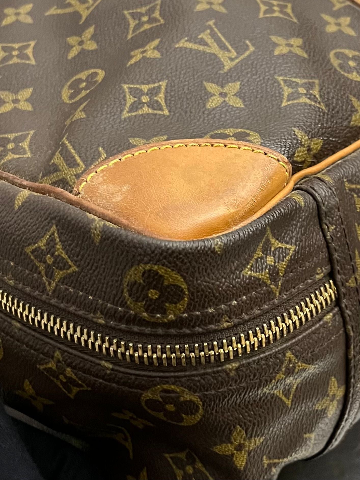 Louis Vuitton Sirius 50