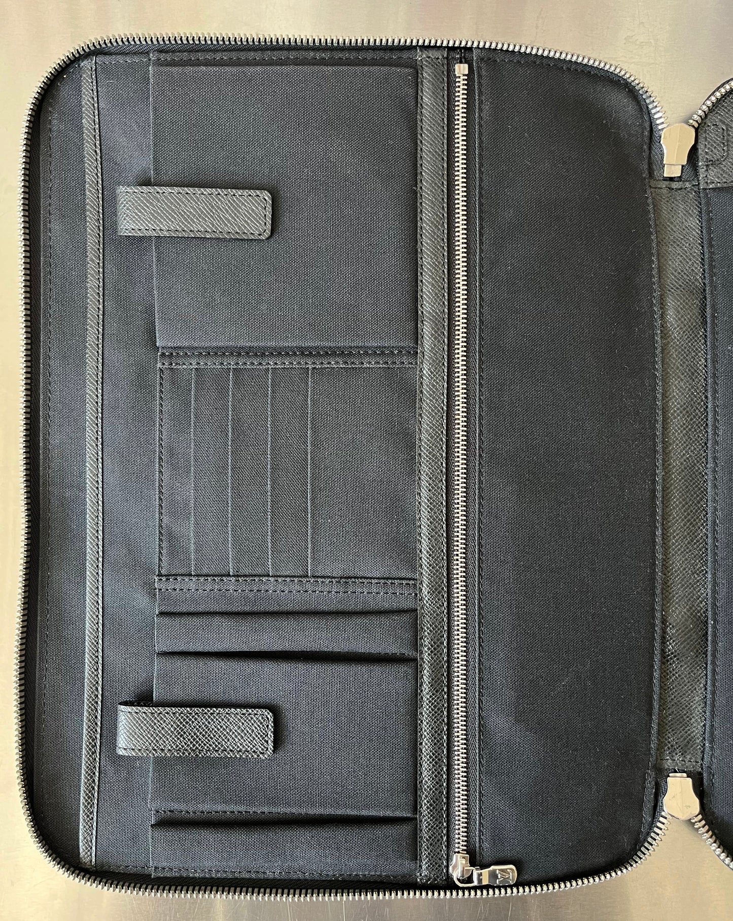 Louis Vuitton Vladimir Taiga