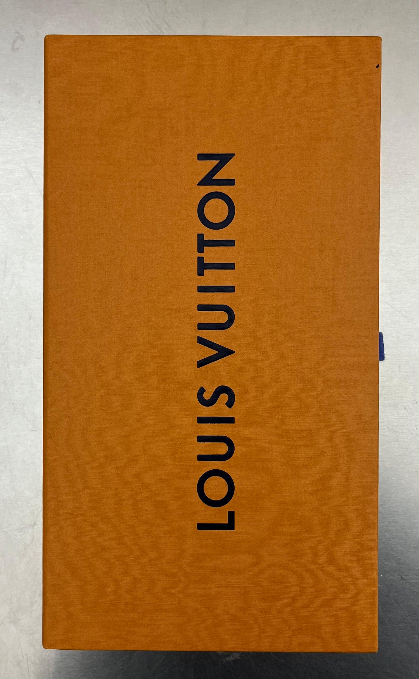 Louis Vuitton Zippy Vertical Damier