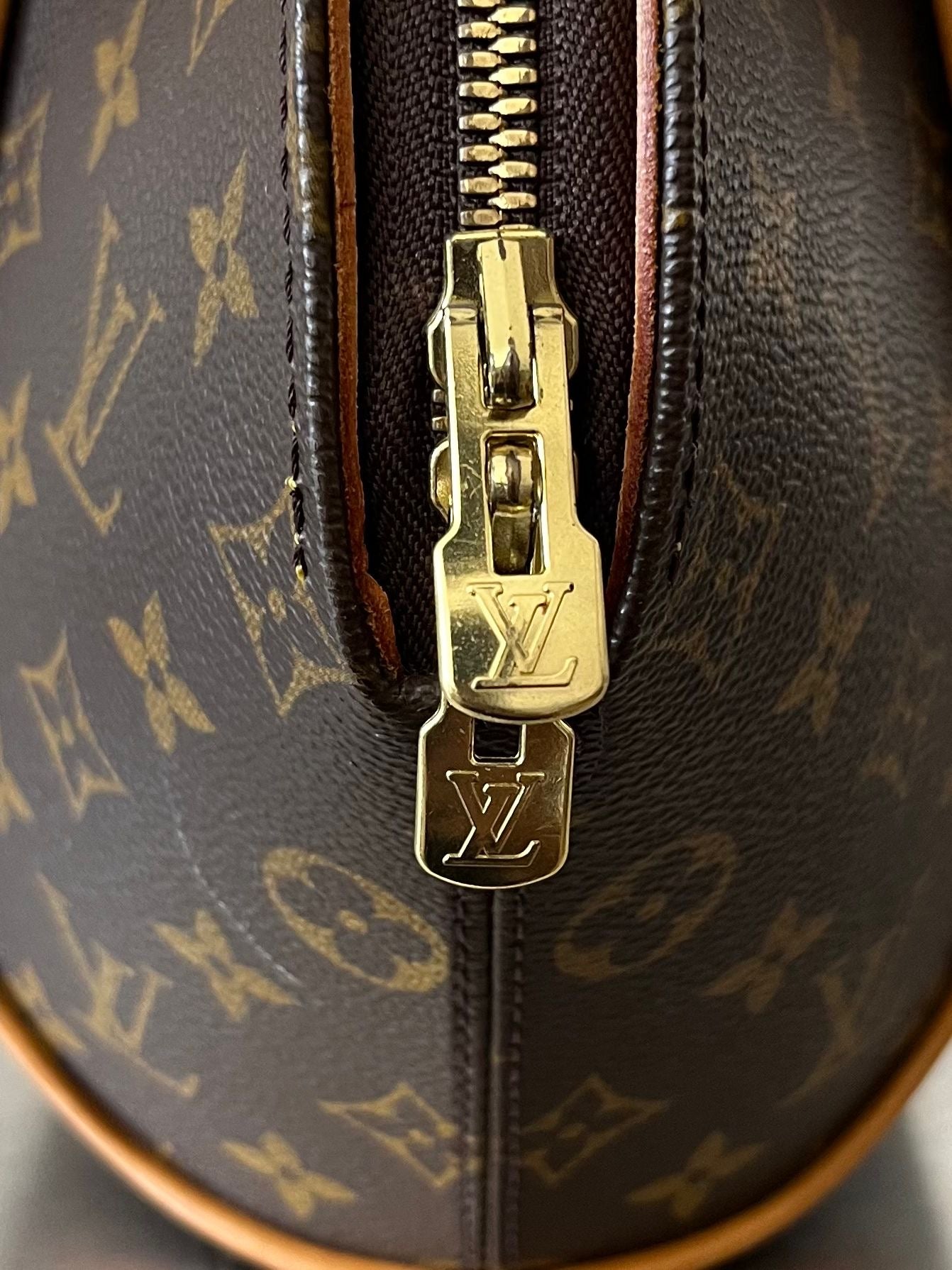 Louis Vuitton Ellipse PM