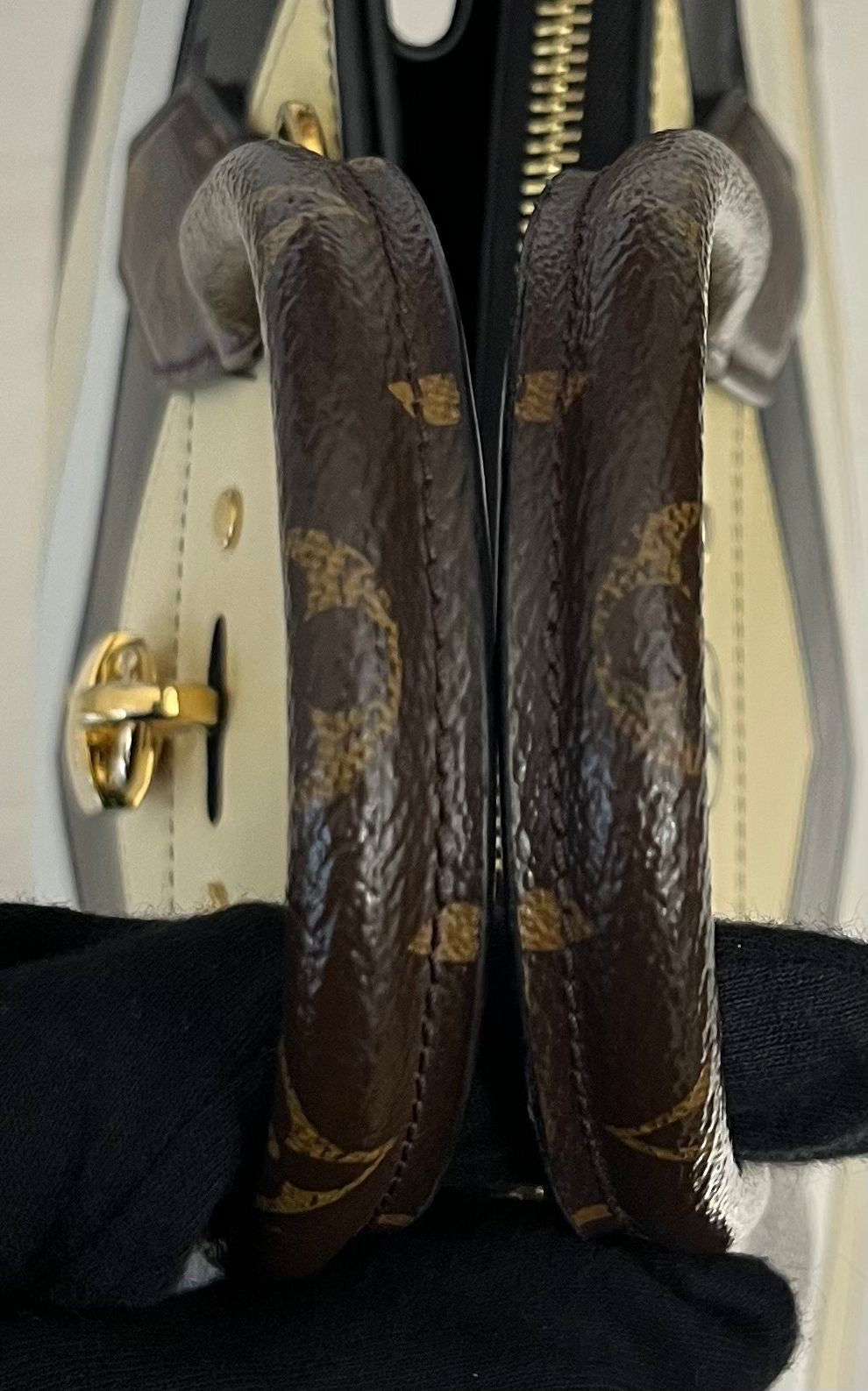 Louis Vuitton City Steamer PM