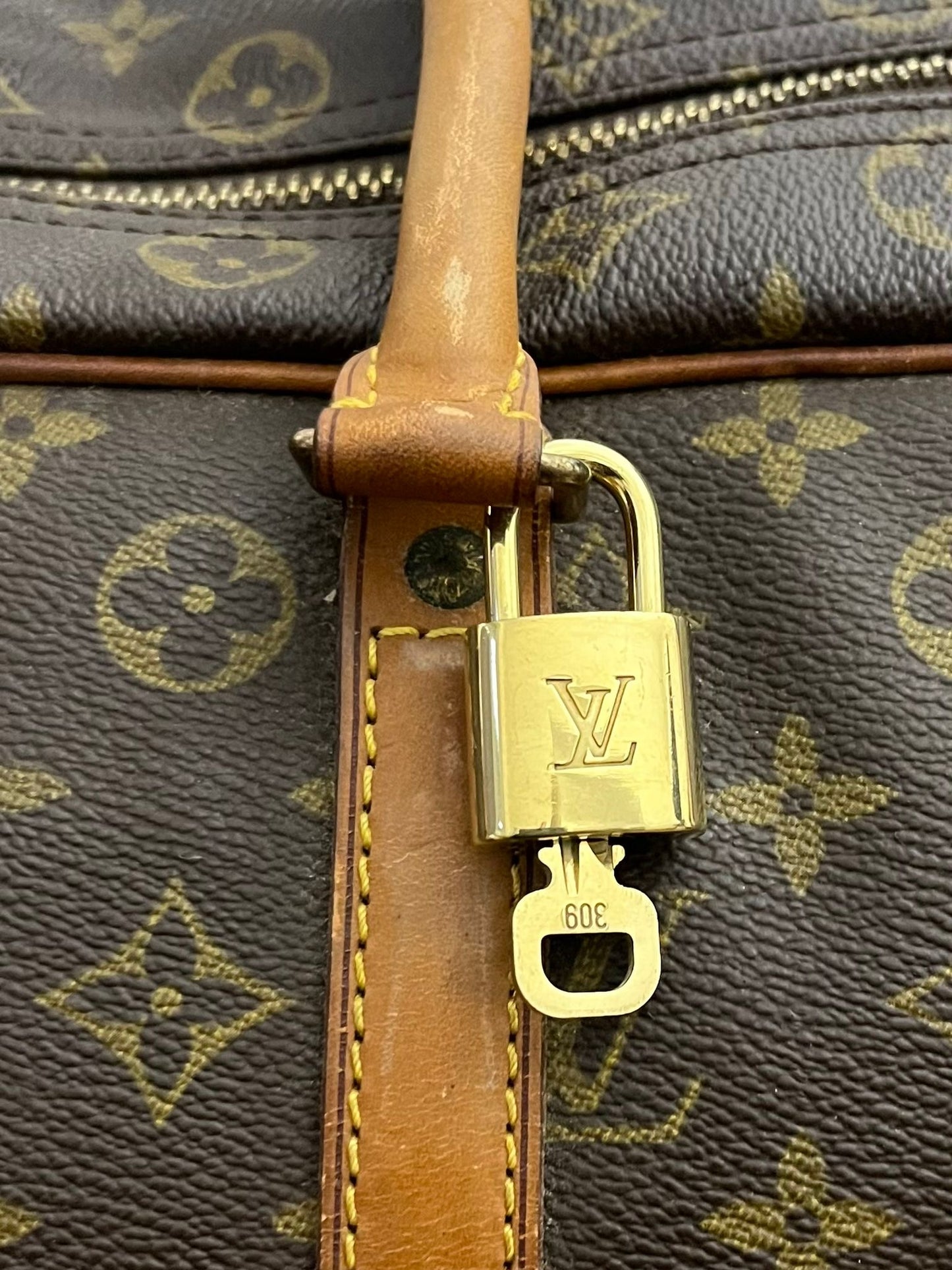 Louis Vuitton Sirius 50