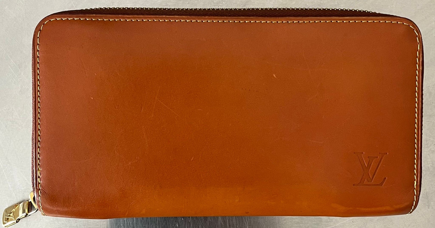 Louis Vuitton Zippy Nomade