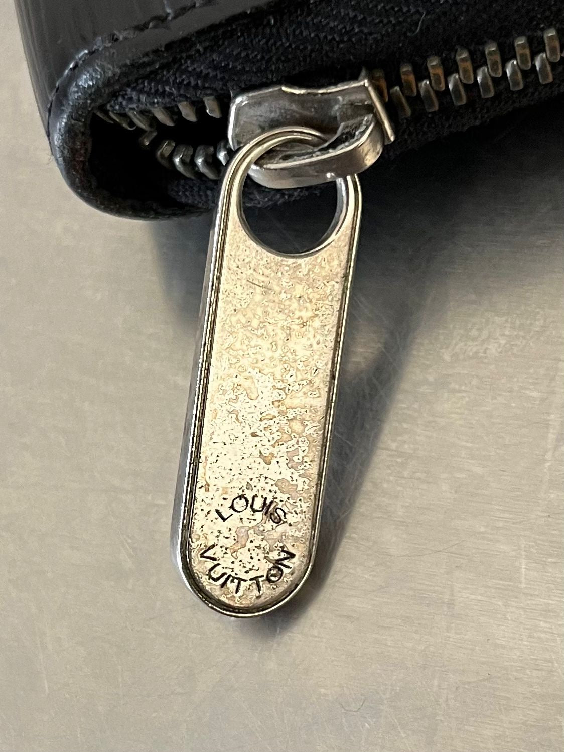 Louis Vuitton Zippy Organizer Epi