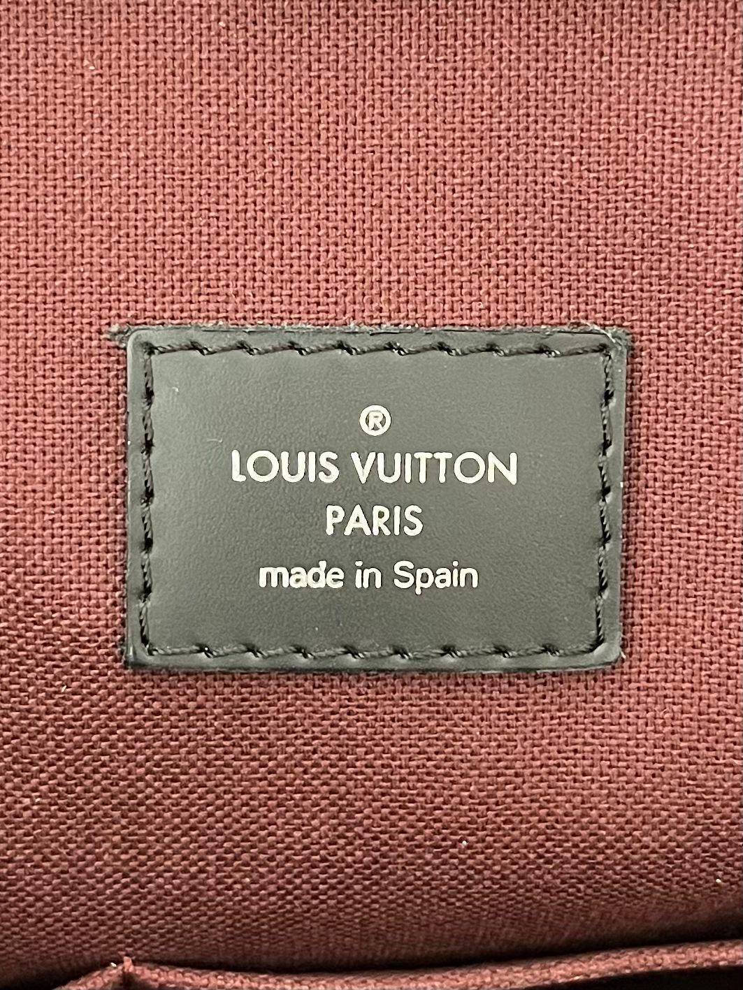 Louis Vuitton Porte-Documents Voyage Macassar