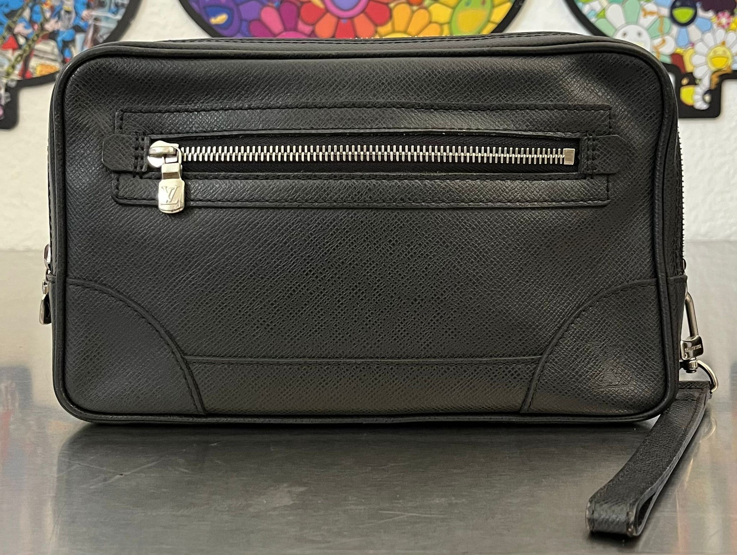 Louis Vuitton Pavel Taiga Leder