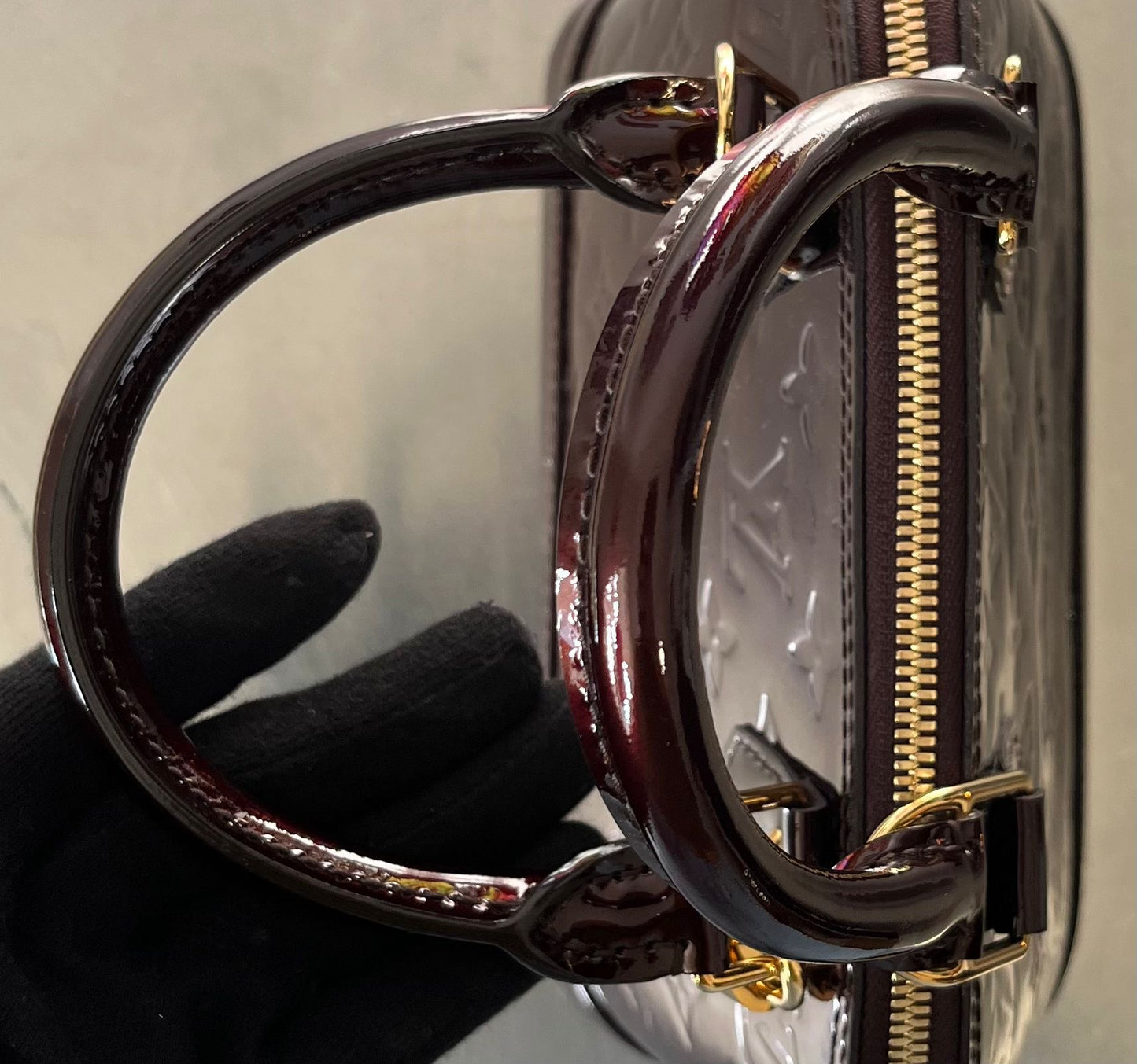 Louis Vuitton Alma BB Vernis