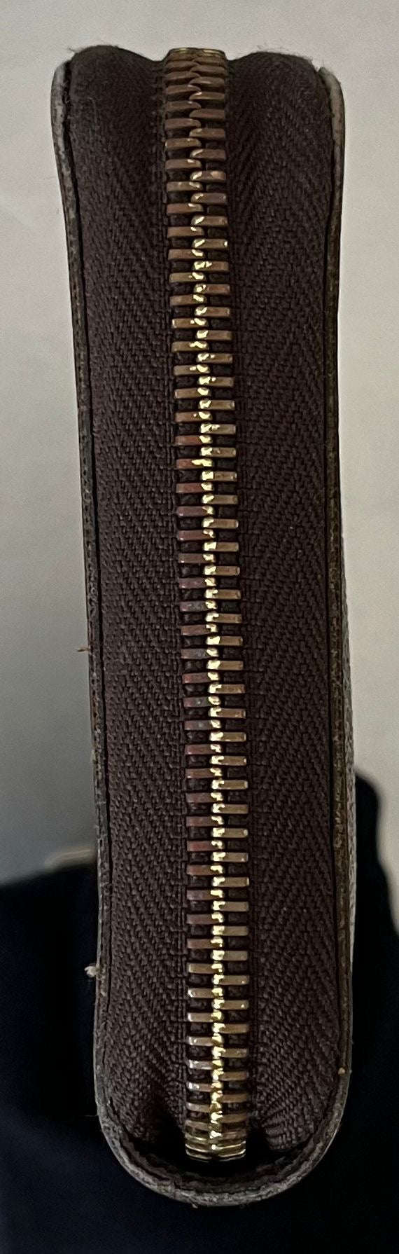 Louis Vuitton Zippy Organizer Damier