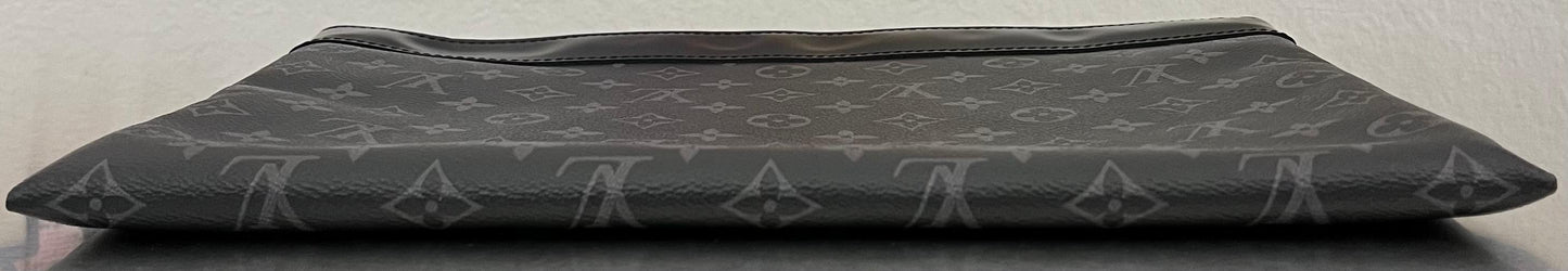 Louis Vuitton Pochette Discovery GM