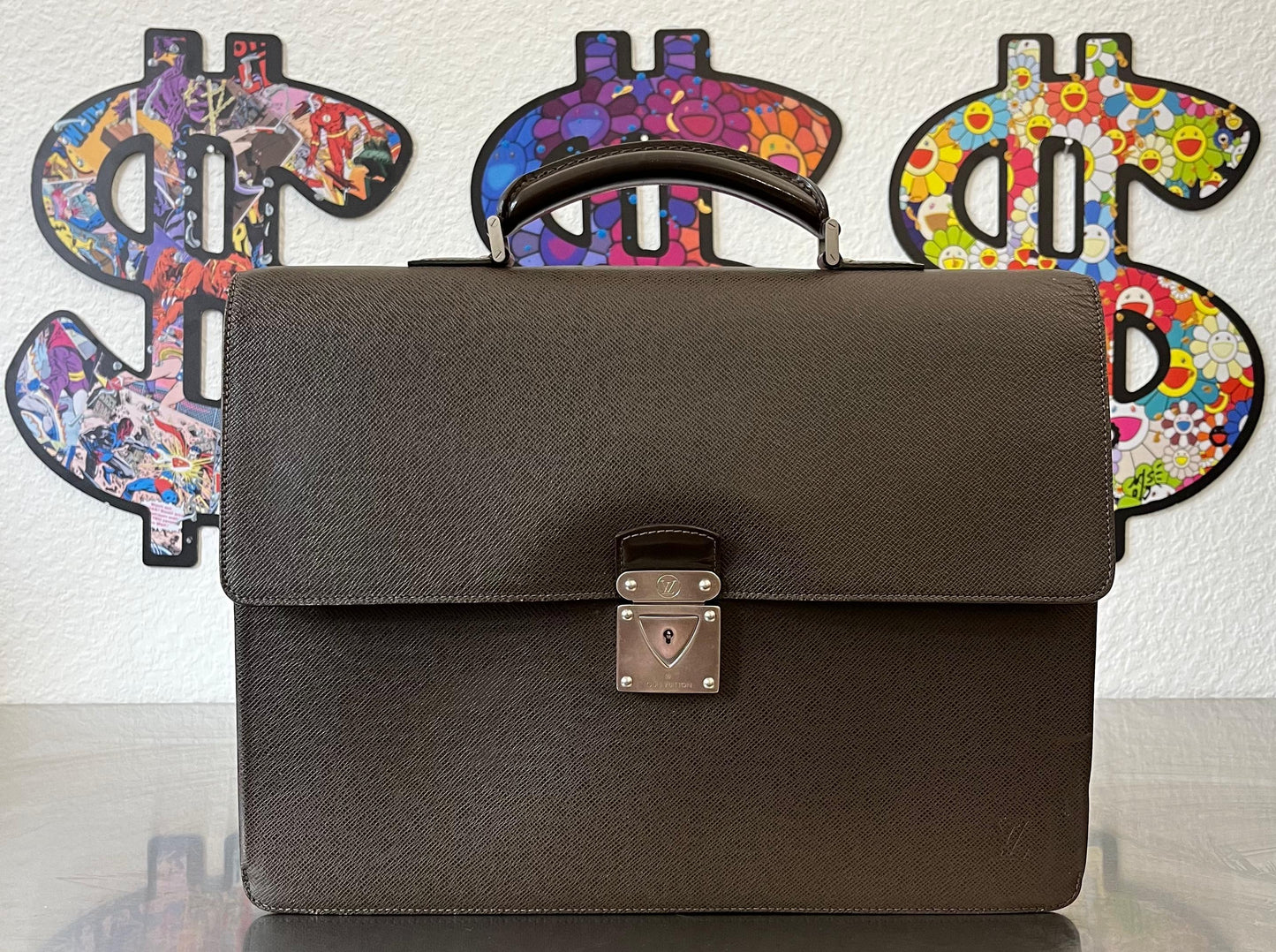 Louis Vuitton Laguito Taiga